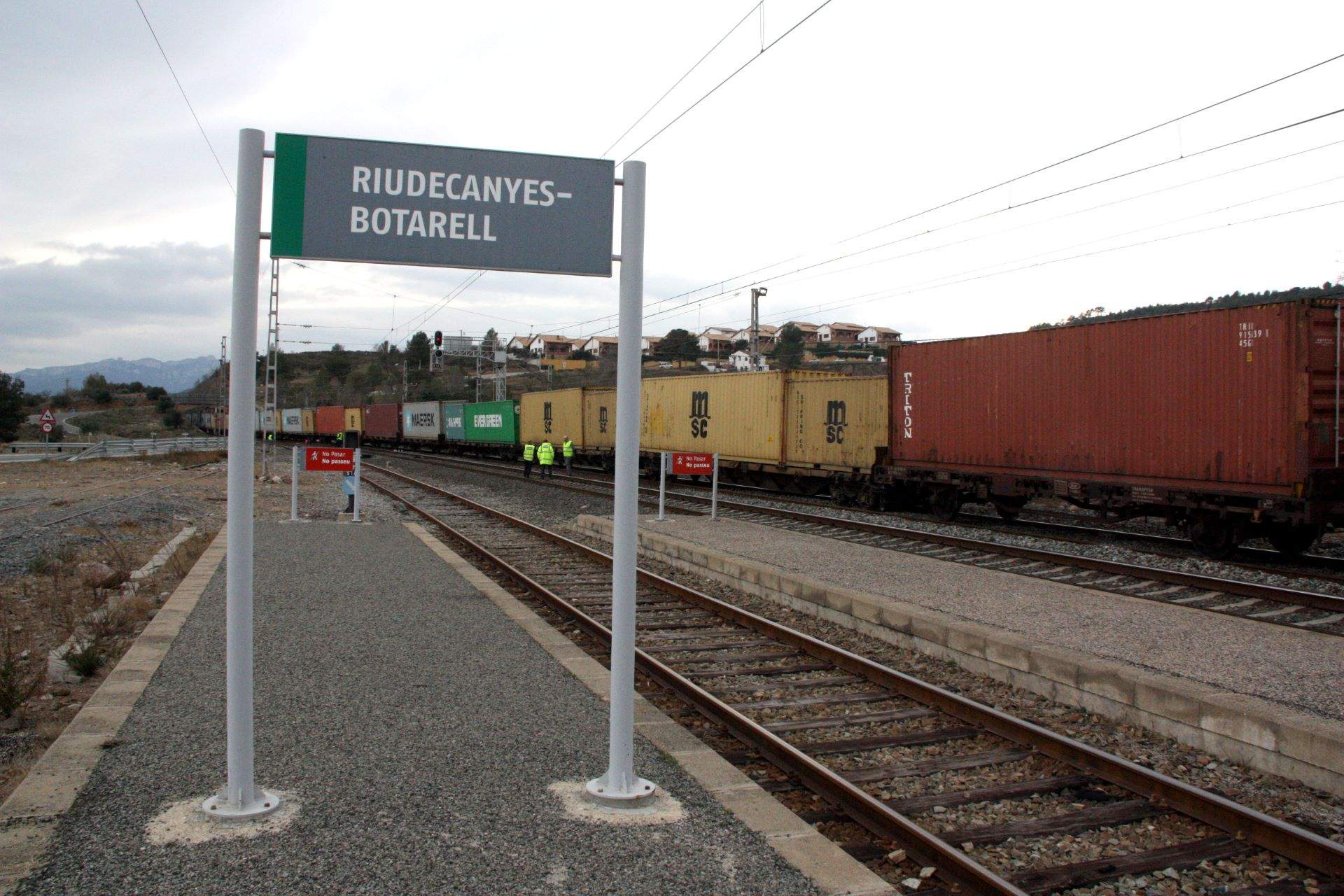 Cortada la circulación de la R15 entre Riudecanyes y Pradell por la avería de un tren de mercancías