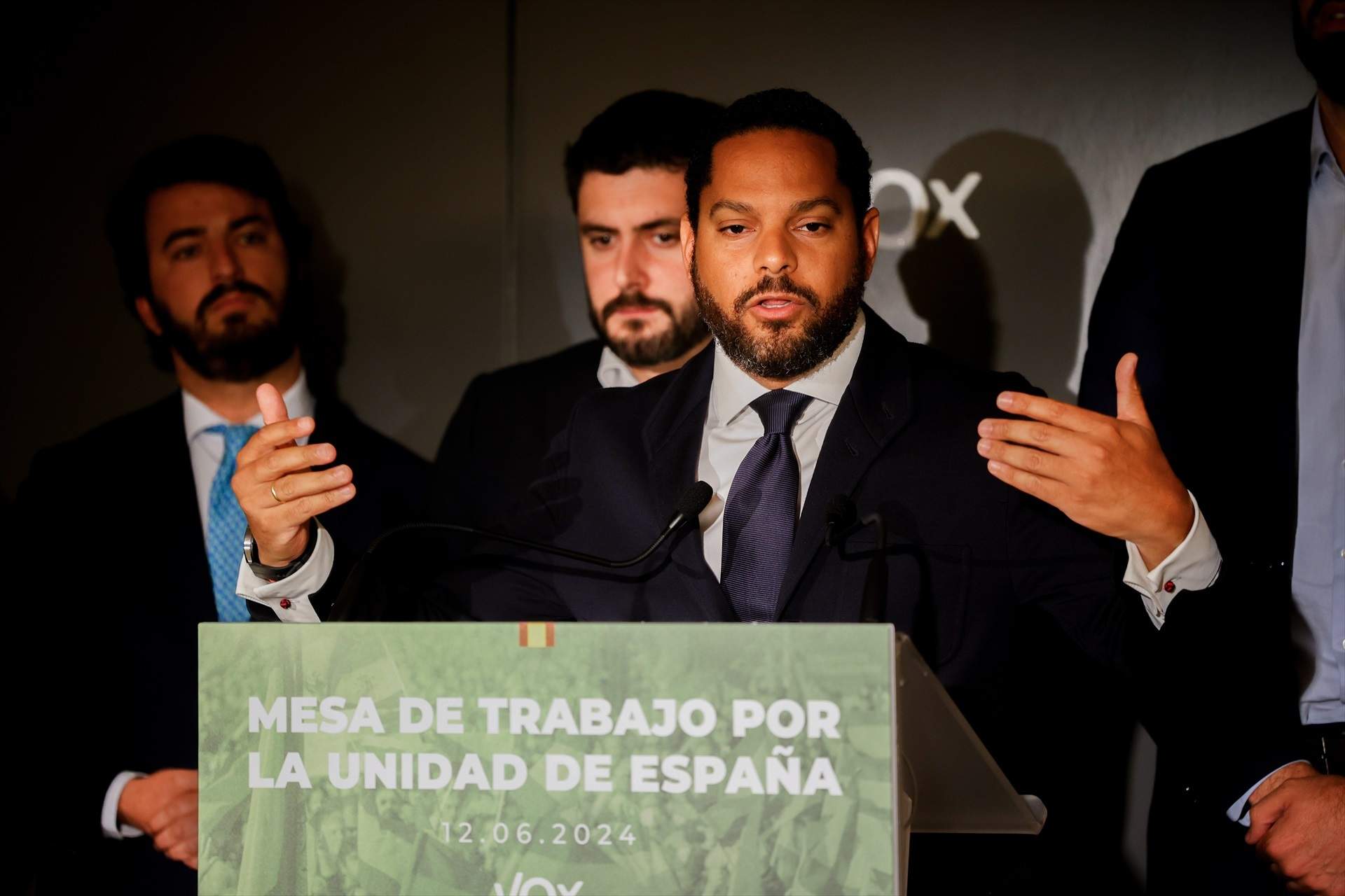 Ignacio Garriga justifica el sobresou del Parlament com a "serveis de despatx"