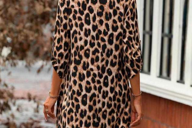 Vestit camiser amb estampat de lleopard