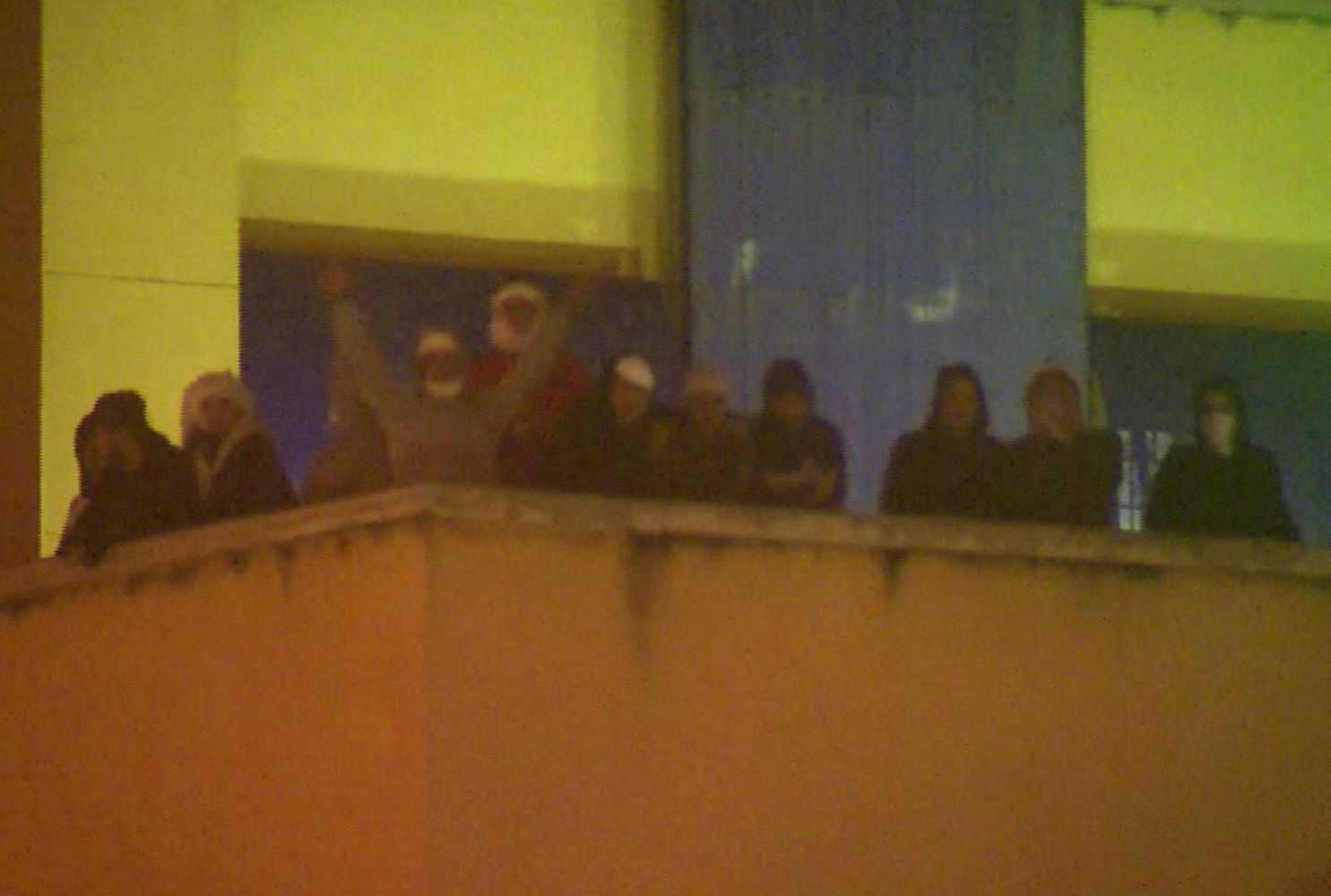 Acaba el motí al CIE de Madrid