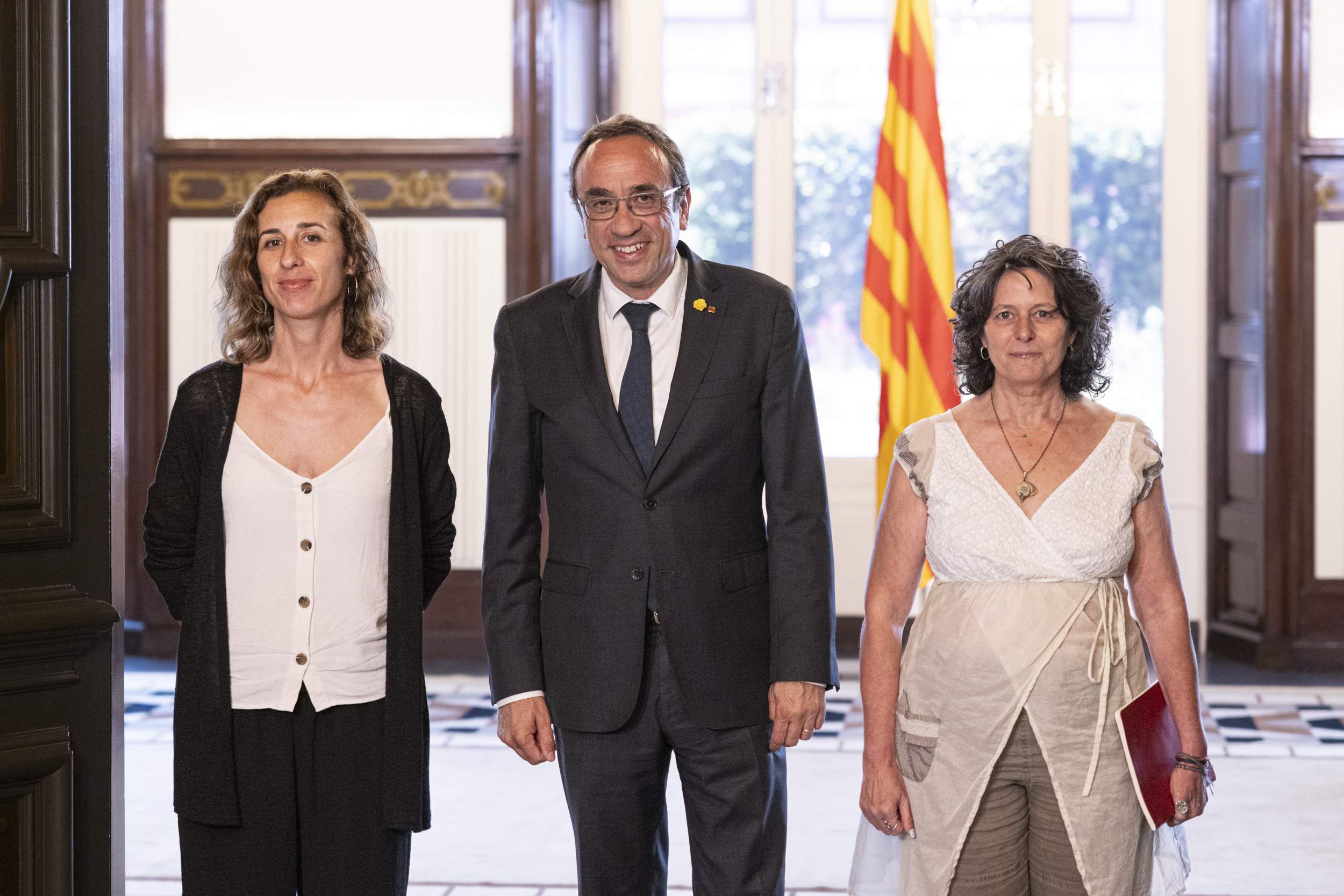 La CUP reclama al Parlament empara pel segrest de la diputada Castillejo, mentre crítica Junts