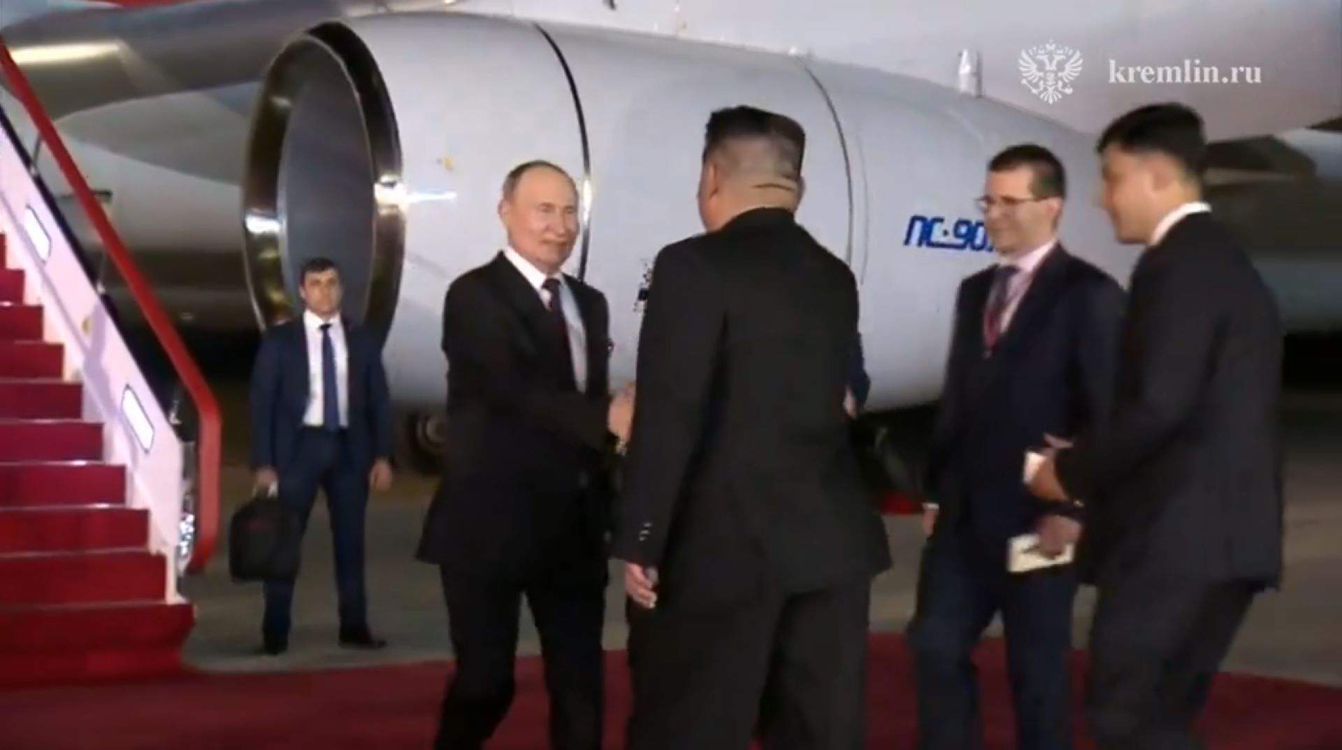Kim Jong-un extiende la alfombra roja para Putin en su primera visita al régimen en un cuarto de siglo