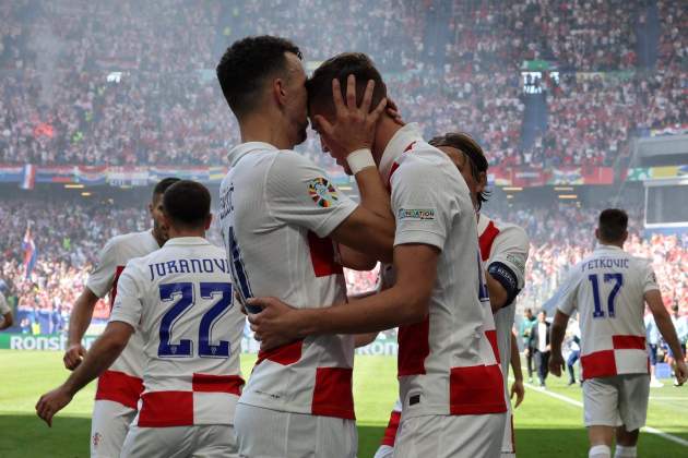 Croàcia celebra el segon gol davant d'Albània EFE Croàcia celebra el segon gol davant d'Albània EFE