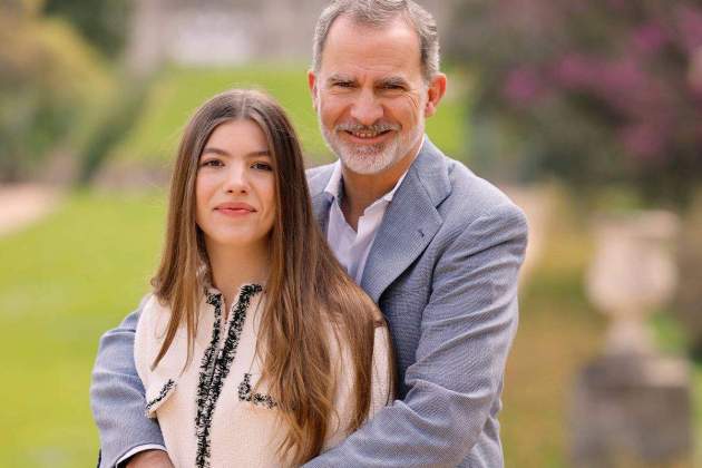 La infanta Sofía con Felipe La infanta Sofía con Felipe