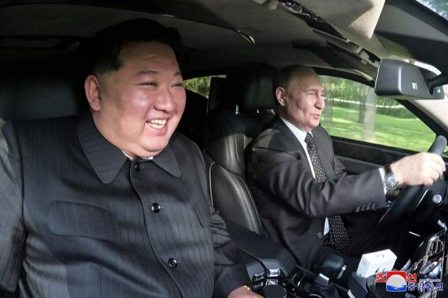 putin kim efe (5) putin kim efe (5)