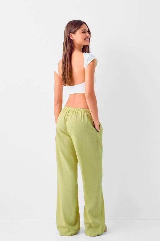 Pantalón straight con lino cintura goma Pantalón straight con lino cintura goma
