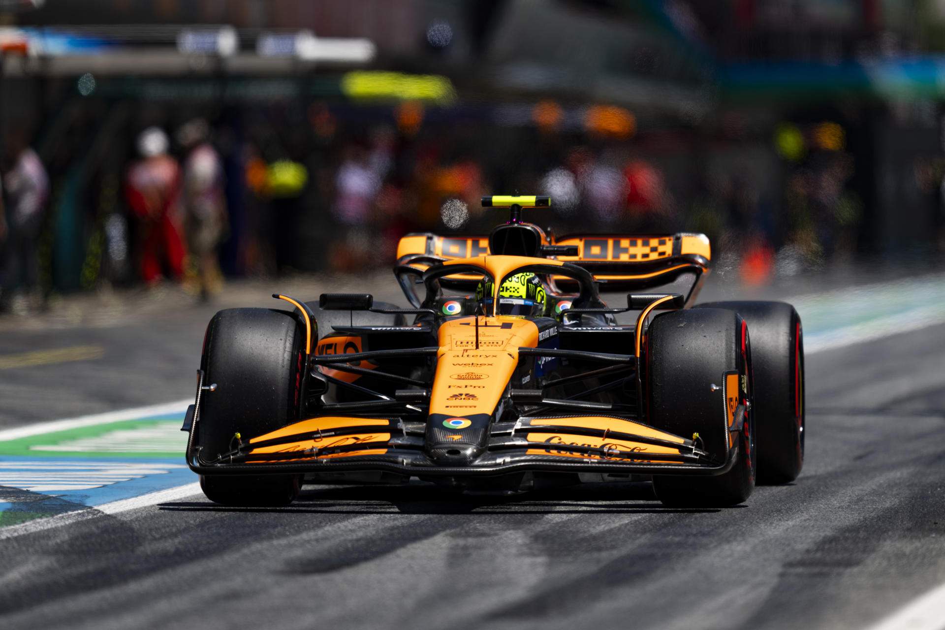 Lando Norris s'encomana a l'èpica i li arrabassa la pole a Verstappen a Montmeló