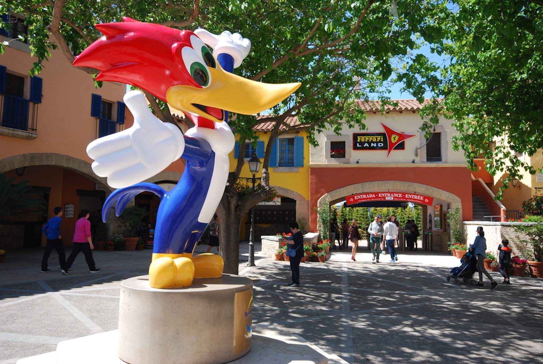 Woody Entrada / Portaventura Woody Entrada / Portaventura