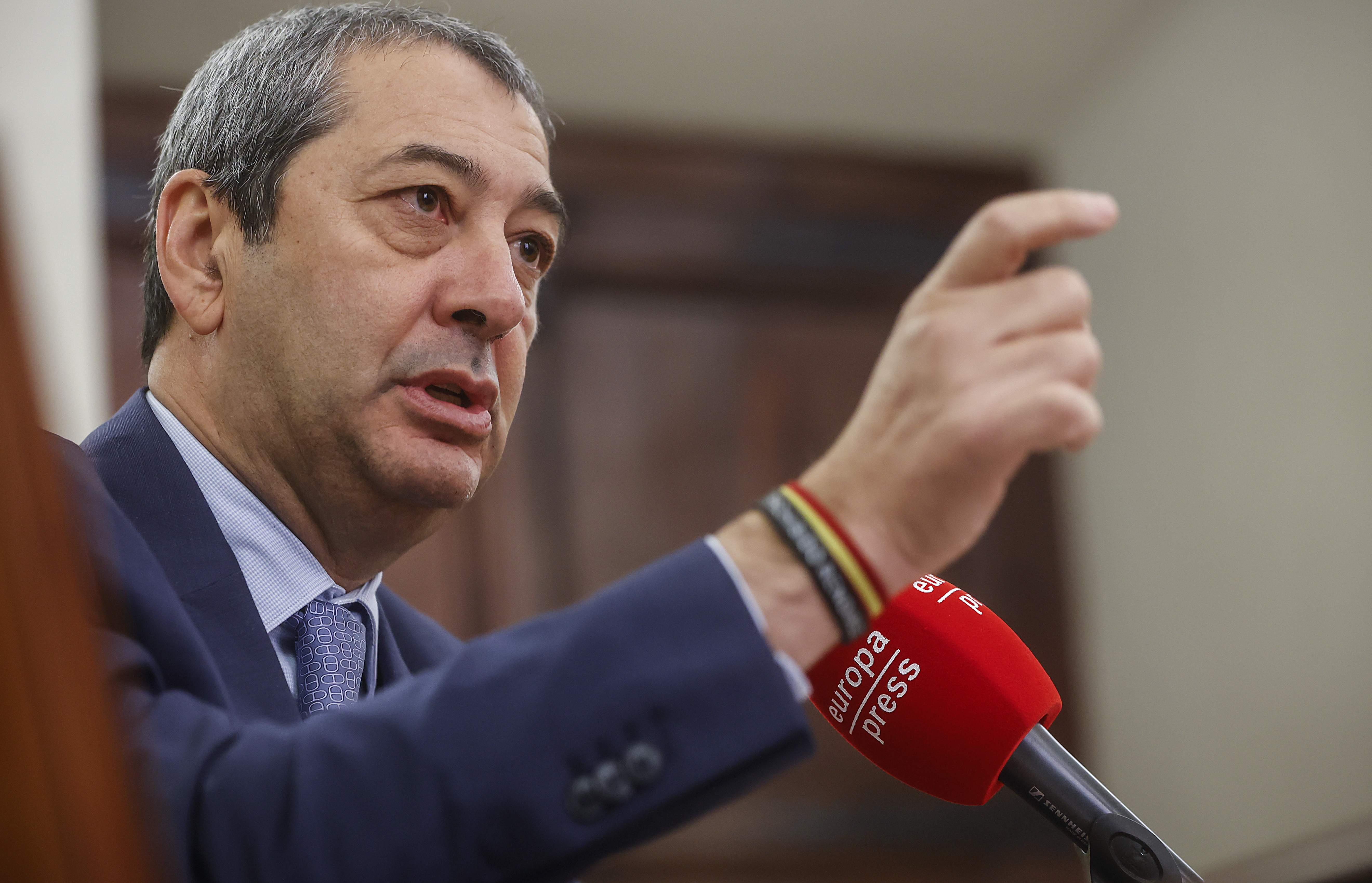 El vicepresident valencià compara els Països Catalans amb Nàrnia i increpa Josep Rull