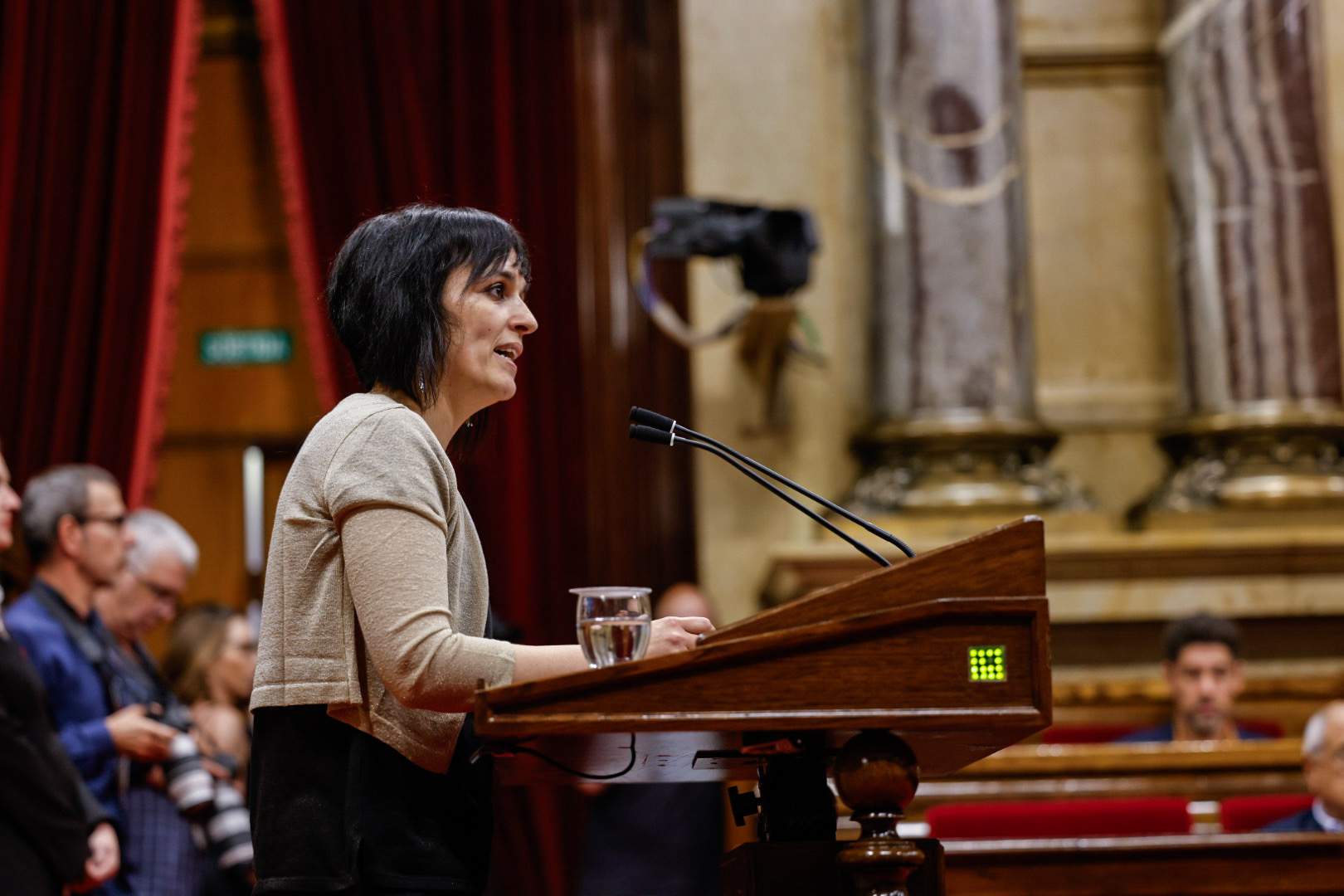 Silvia Orriols al ple d'investudura fallit Carlos Baglieto Silvia Orriols al ple d'investudura fallit Carlos Baglieto