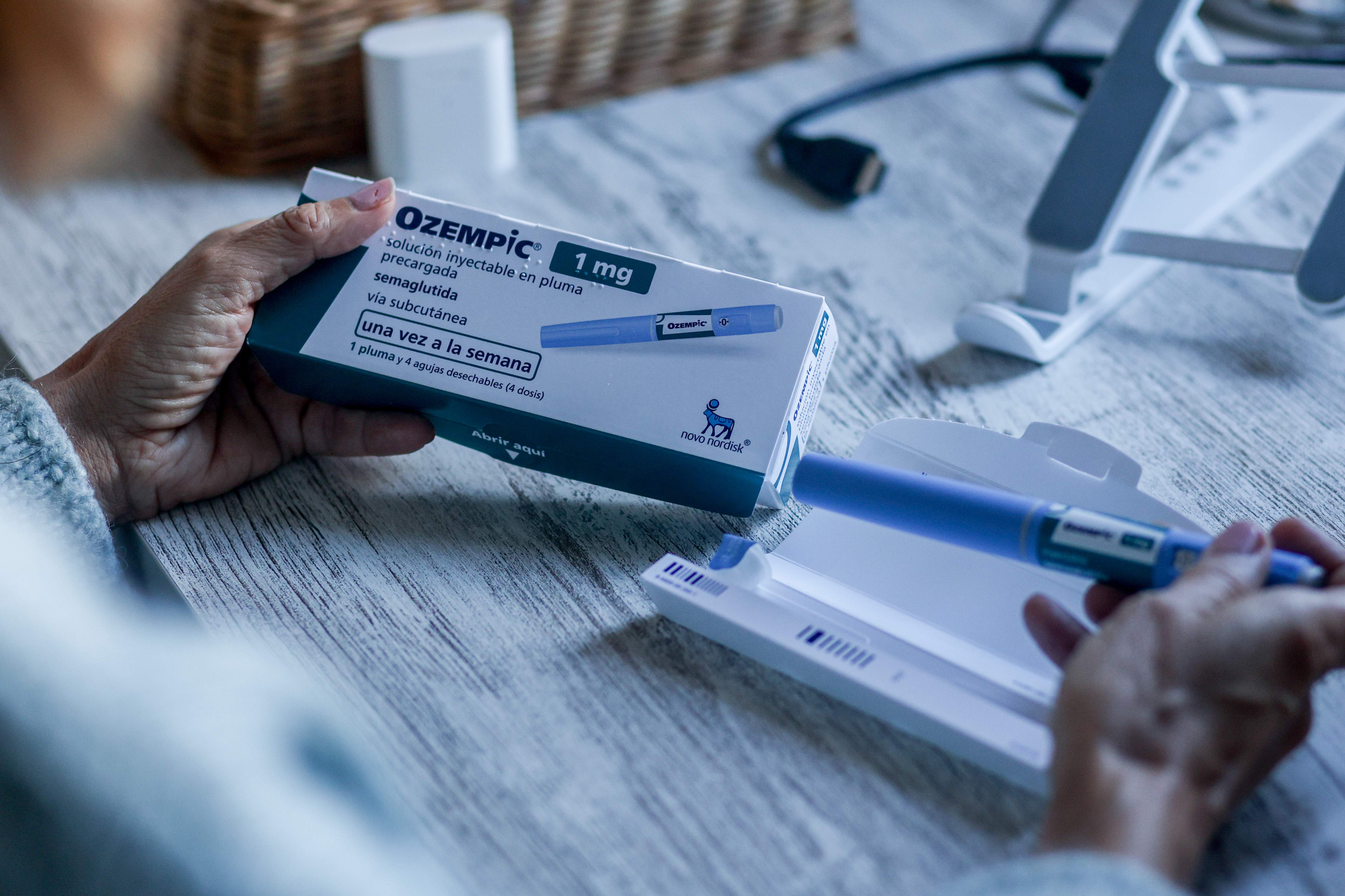 Alerta europea per fàrmacs contra la diabetis i l'obesitat com Ozempic: qui els pot fer servir?
