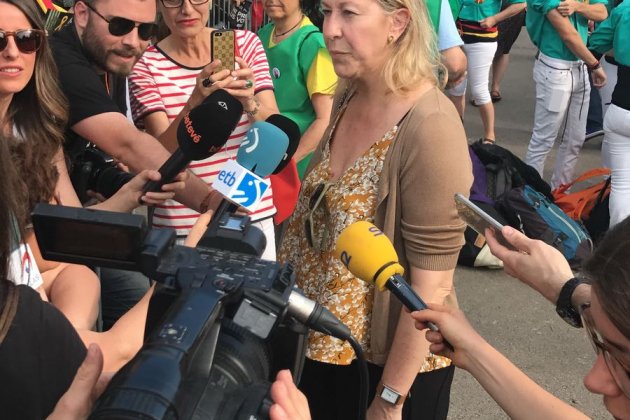 Neus Munté mani 8 mesos jordis - Alba Solé Neus Munté mani 8 mesos jordis - Alba Solé