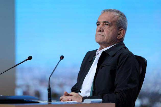 Masoud Pezeshkian efe Masoud Pezeshkian efe