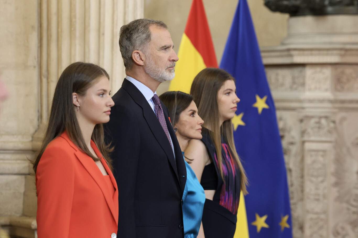 Zarzuela i Felip VI aparten a Letícia i trien a la seva substituta