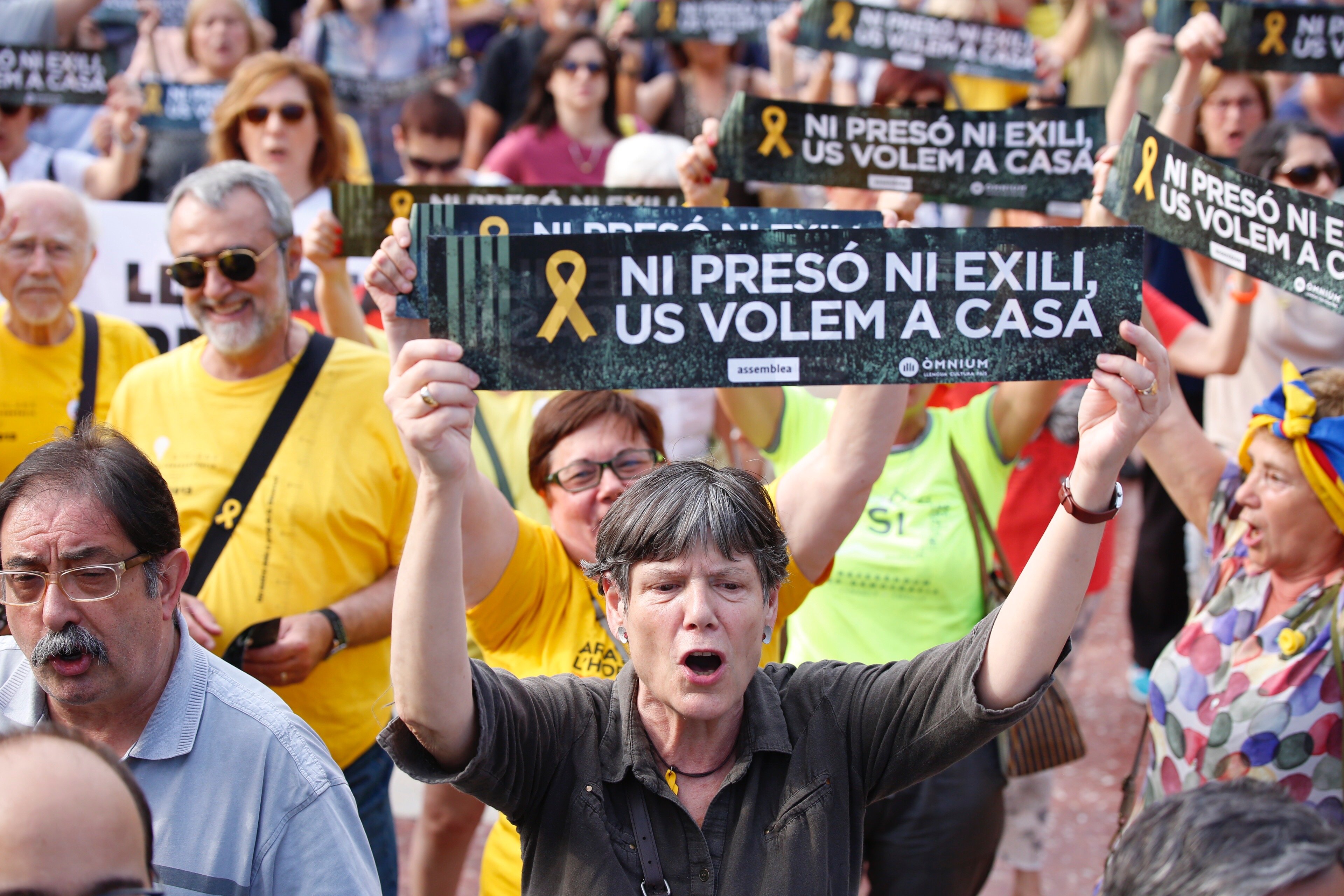 Nuevo clamor del soberanismo en la calle para exigir la libertad de los presos y exiliados