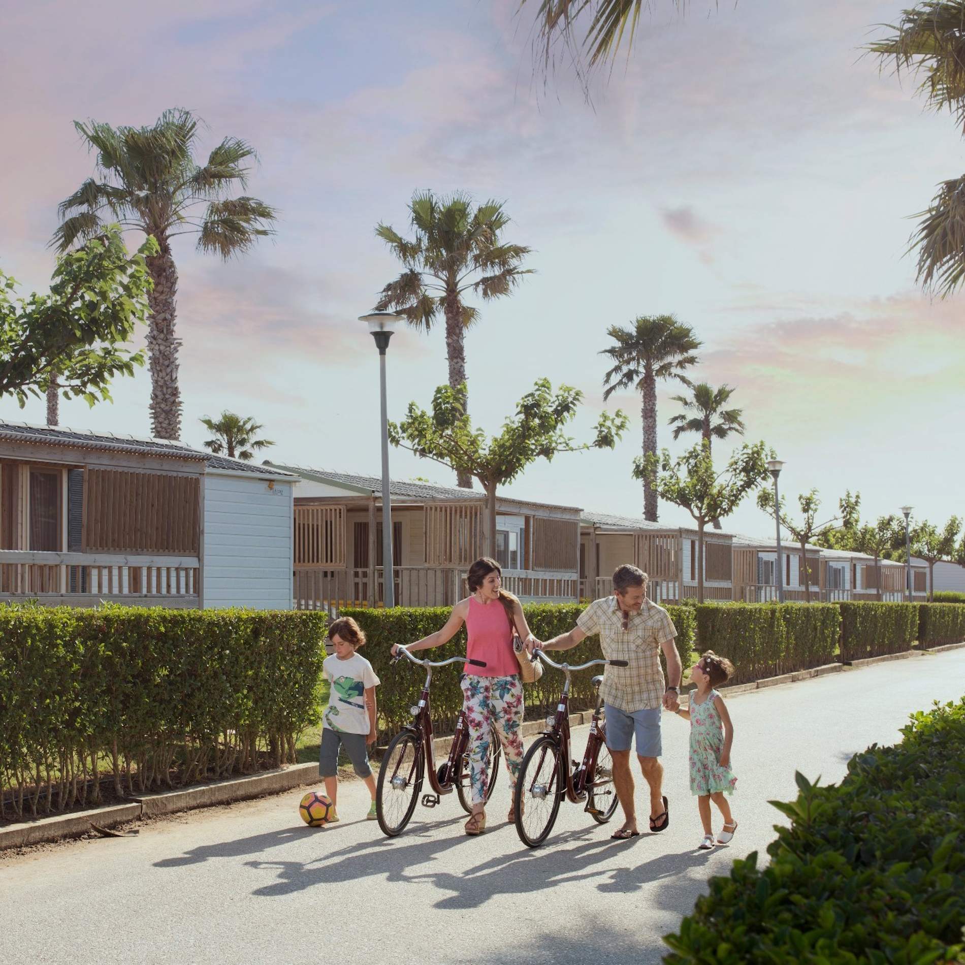 El camping sostenible La Ballena Alegre va un paso más allá: presenta su modelo de turismo regenerativo