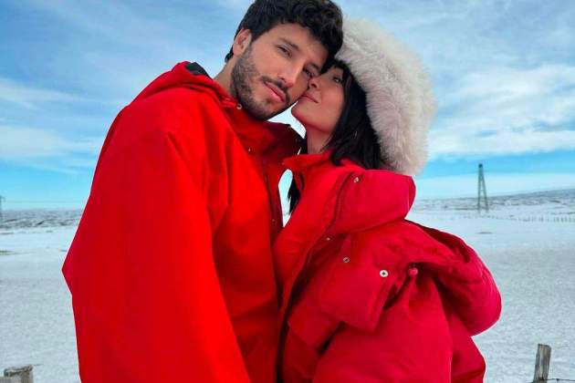 Aitana i Sebastian Yatra al videoclip 'Akureyri' / Instagram Aitana i Sebastian Yatra al videoclip 'Akureyri' / Instagram