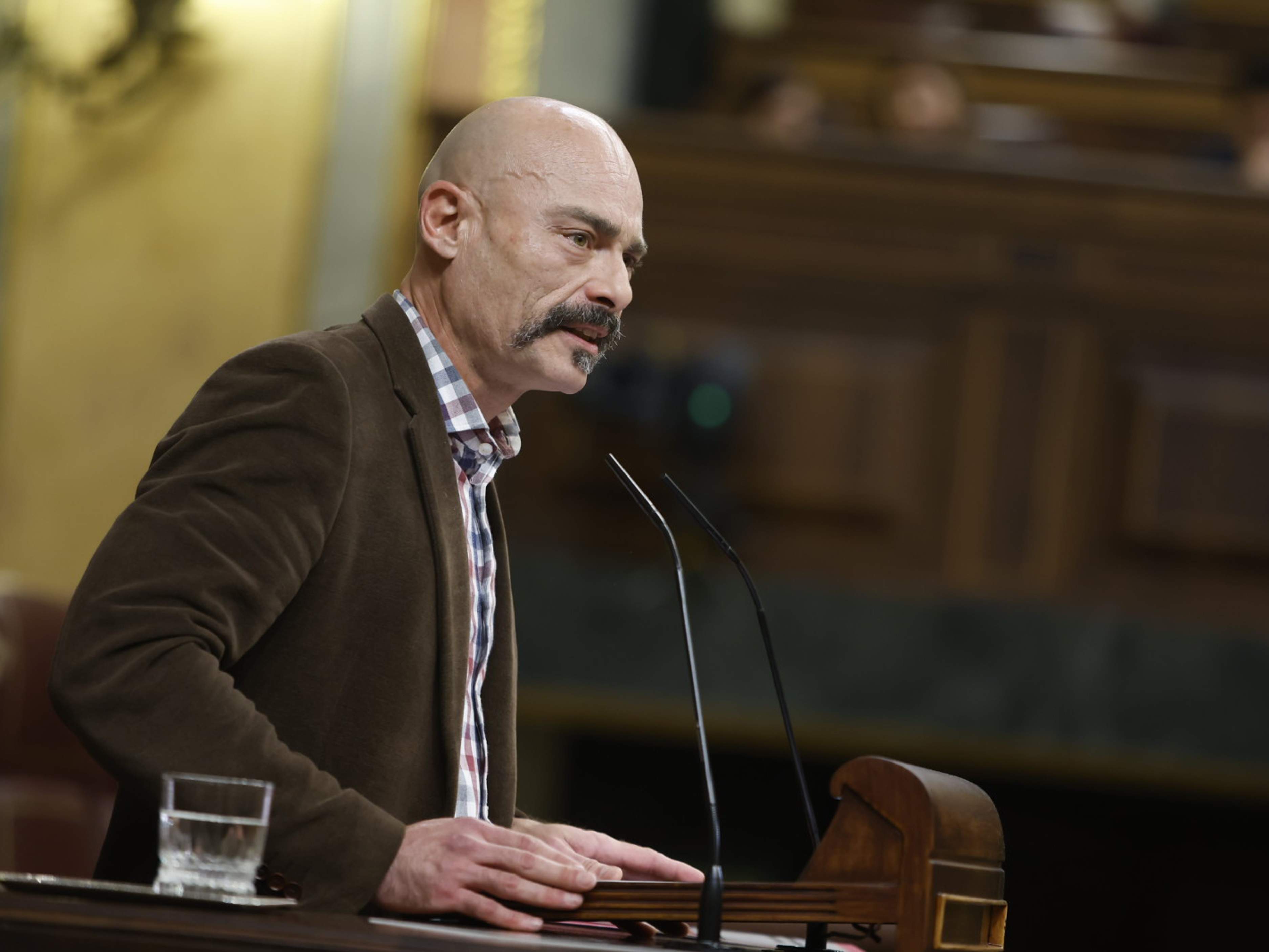 Sumar lamenta la dinàmica de Junts de "posar la pistola sobre la taula" per negociar amb Sánchez