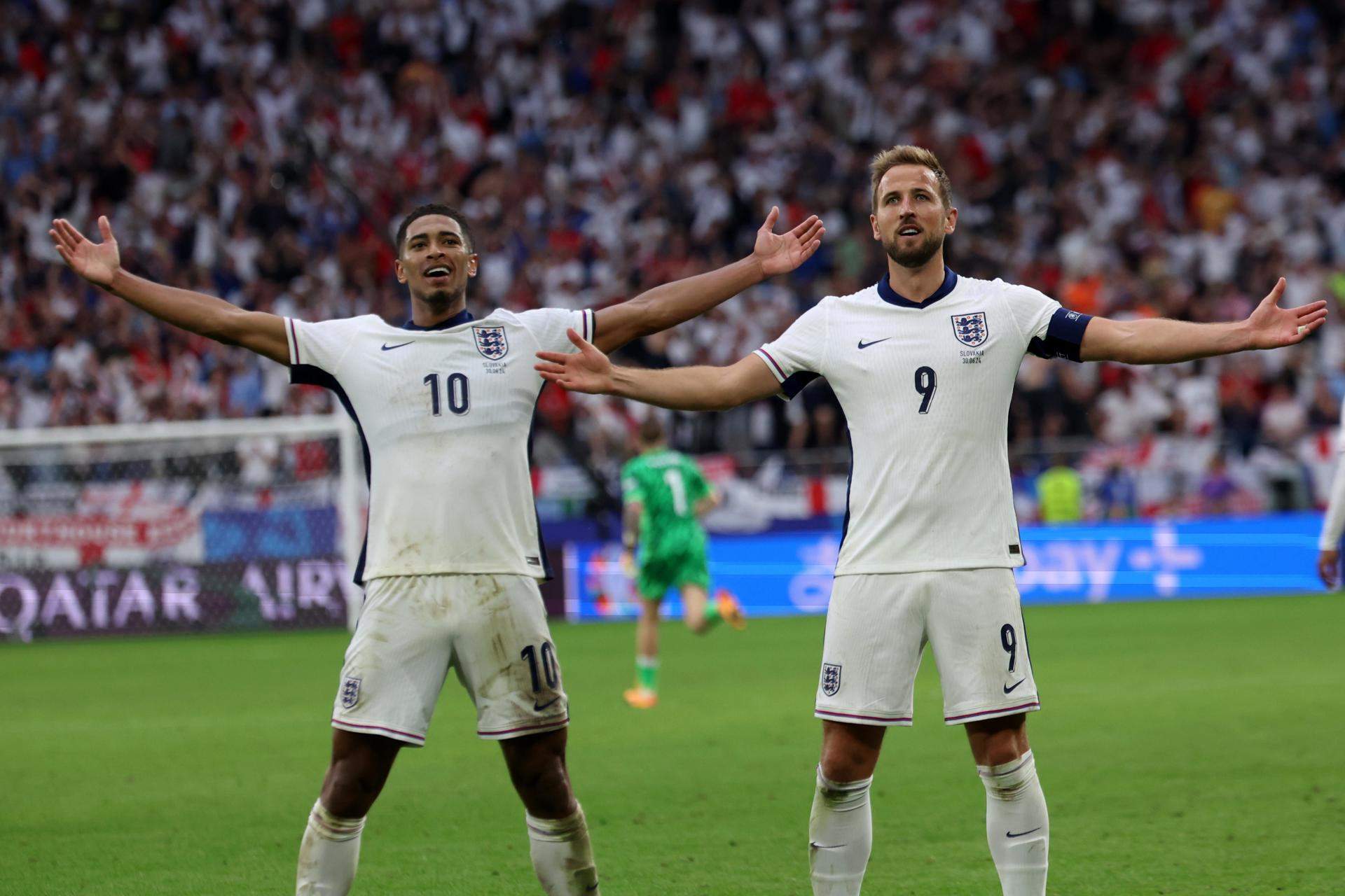 Bellingham i Kane classifiquen Anglaterra per a quarts de final després de remuntar amb èpica Eslovàquia (2-1)