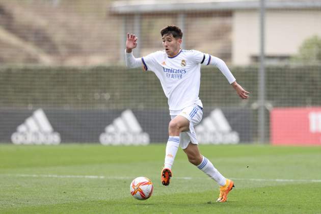 Rafael Obrador conduciendo el balón durante un partido con el Real Madrid / Foto: Europa Press Rafael Obrador conduciendo el balón durante un partido con el Real Madrid / Foto: Europa Press