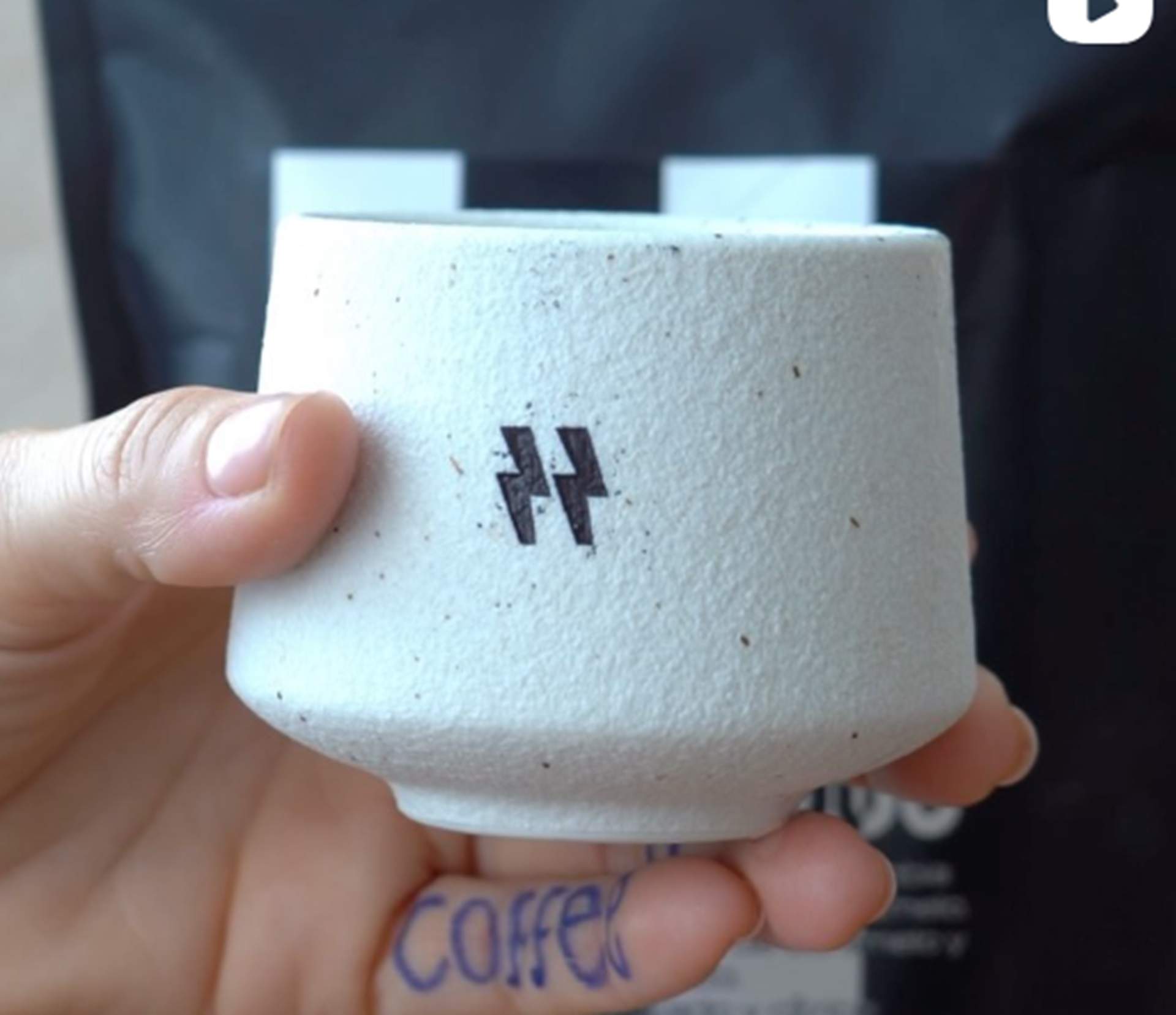 Polémica por el logo de la marca de café de Marcos Llorente e Ibai Gómez por la similitud con las SS nazis