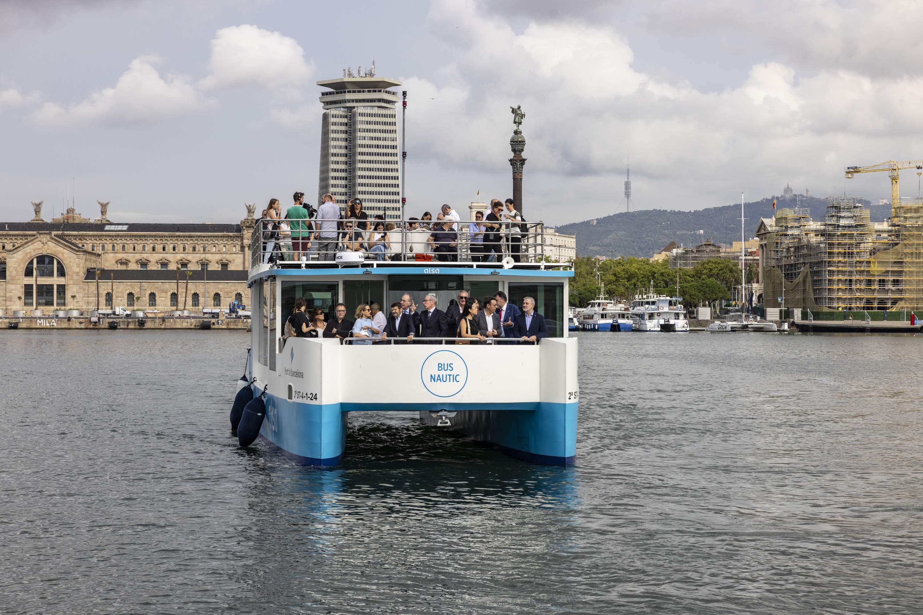 Discriminación del catalán en el Bus Nàutic: el síndic de Barcelona reclama medidas correctoras