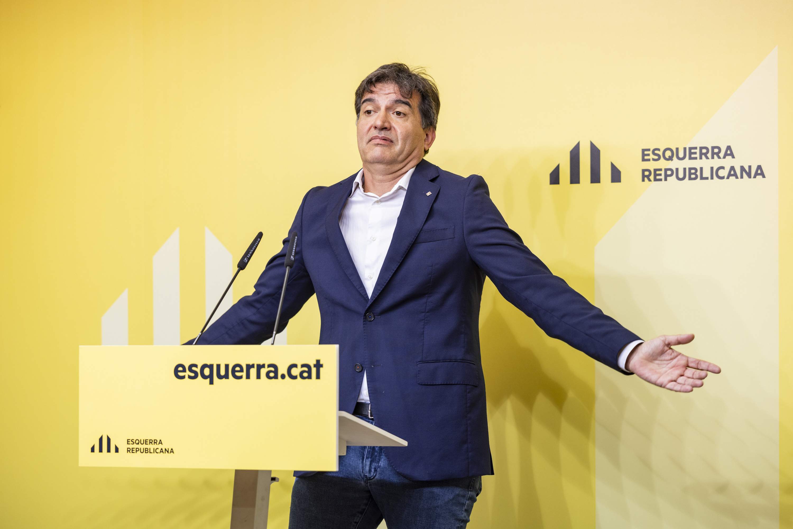Sabrià plega disparant contra Junqueras: "Hi ha a qui no li importa el partit, només la seva ambició"