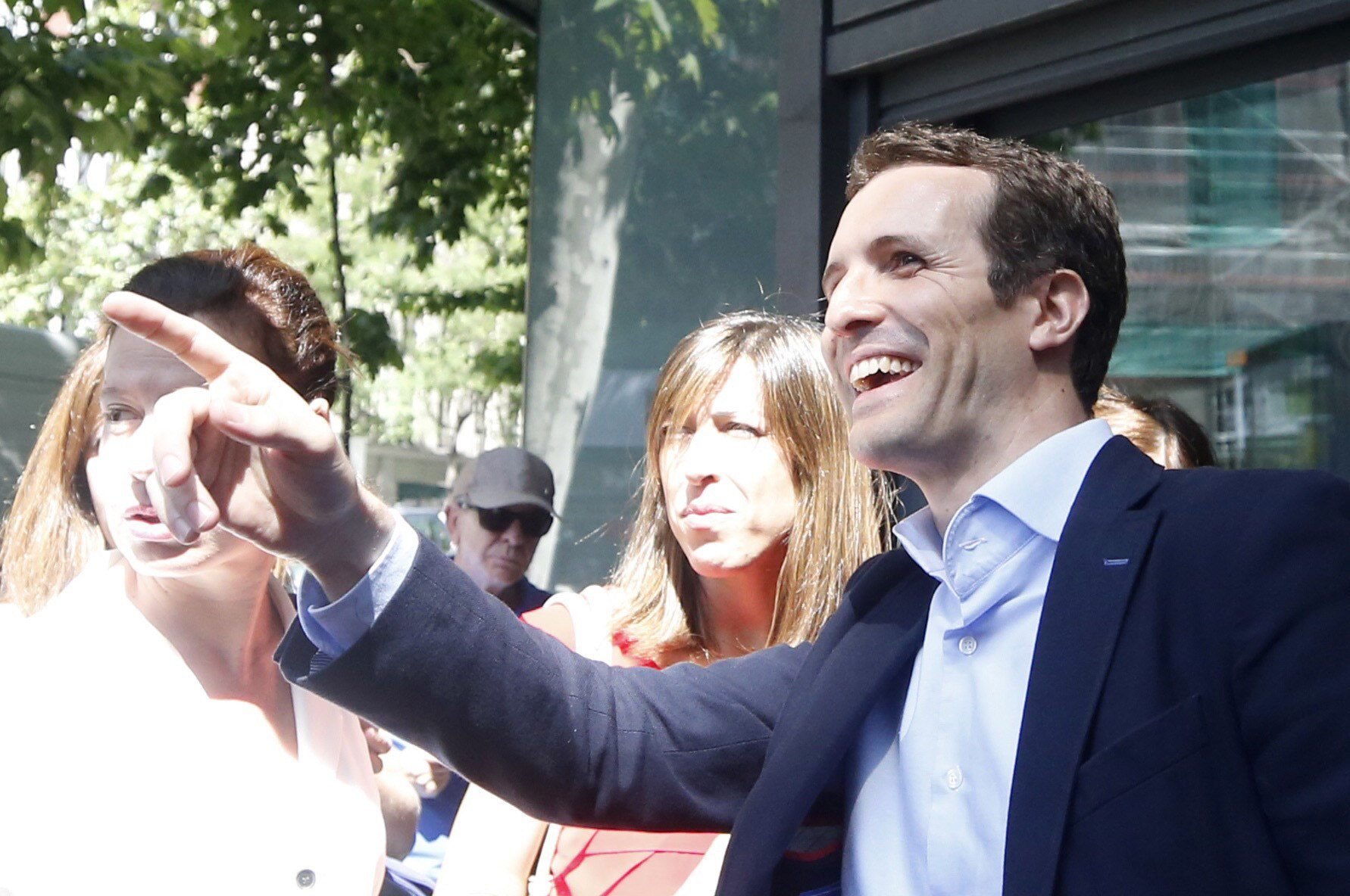 Pablo Casado se presenta para suceder a Rajoy: "No podemos arrastrar los pies"