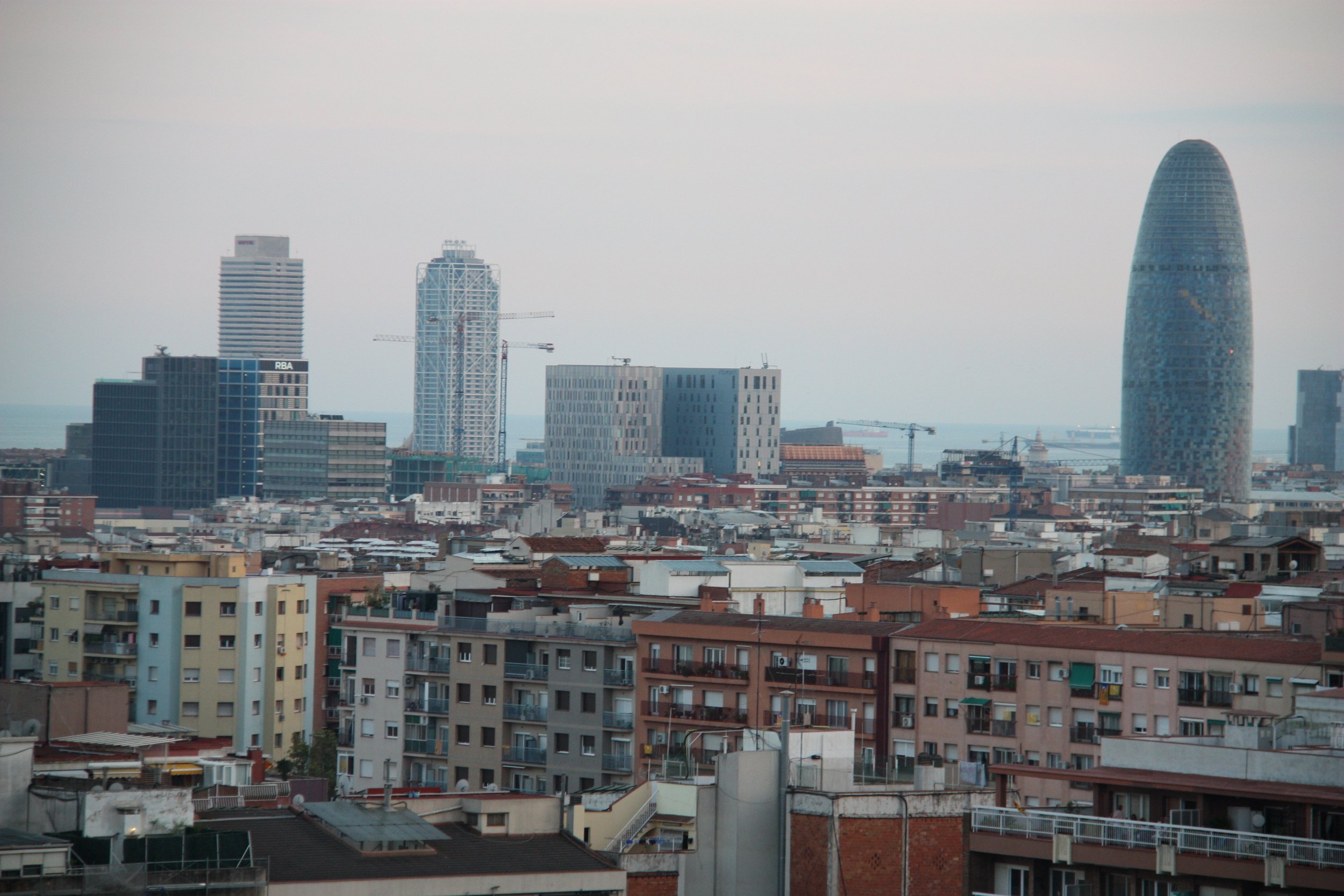 Gairebé 500 veïns del Poblenou estan sense llum des d'aquest dimarts al matí