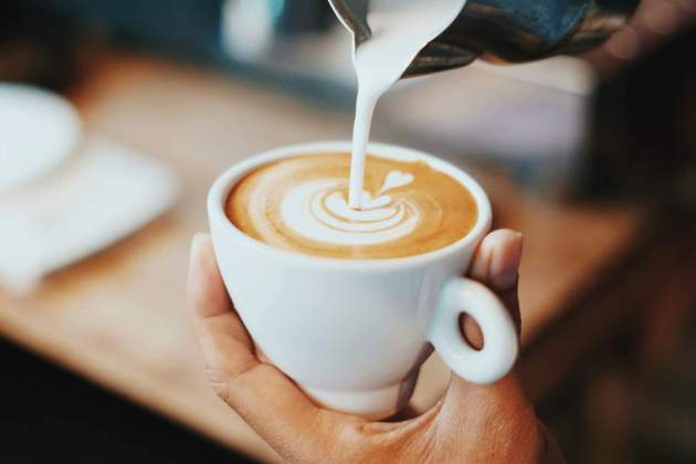 fahmi fakhrudin nzyzAUsbV0M unsplash