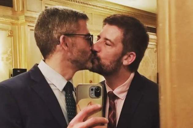 Eugeni Villalbí Toni Cruanyes, Instagram petó Eugeni Villalbí Toni Cruanyes, Instagram petó