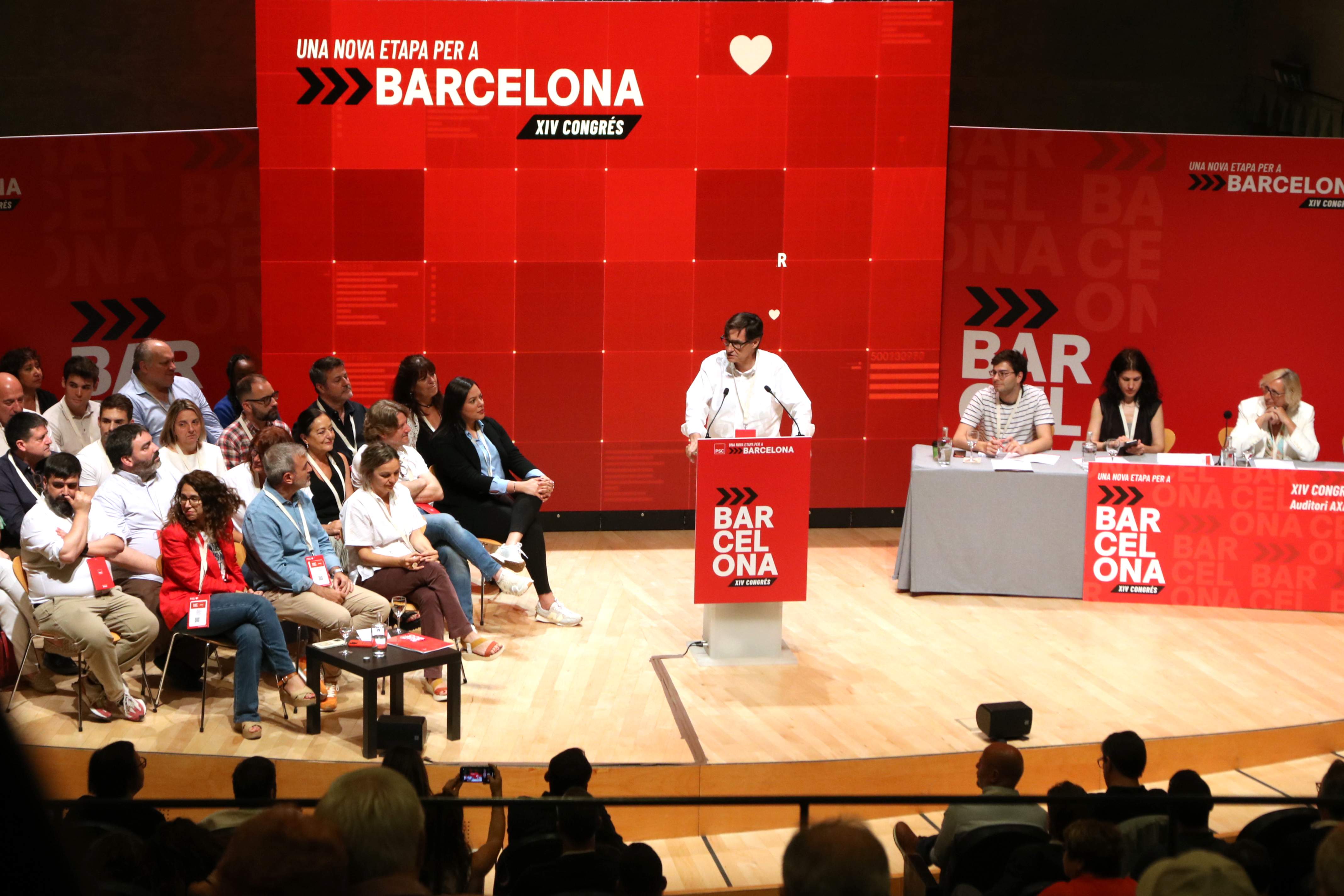 Illa admite que tiene "ganas" de gobernar con ERC y Comuns