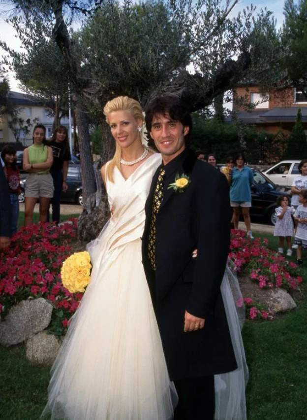 Maribel Sanz y Sergio Dalma el día de la boda, GTRES Maribel Sanz y Sergio Dalma el día de la boda, GTRES