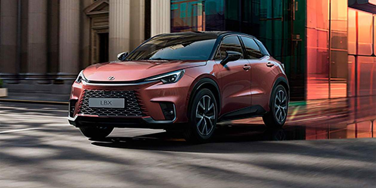Lexus LBX2