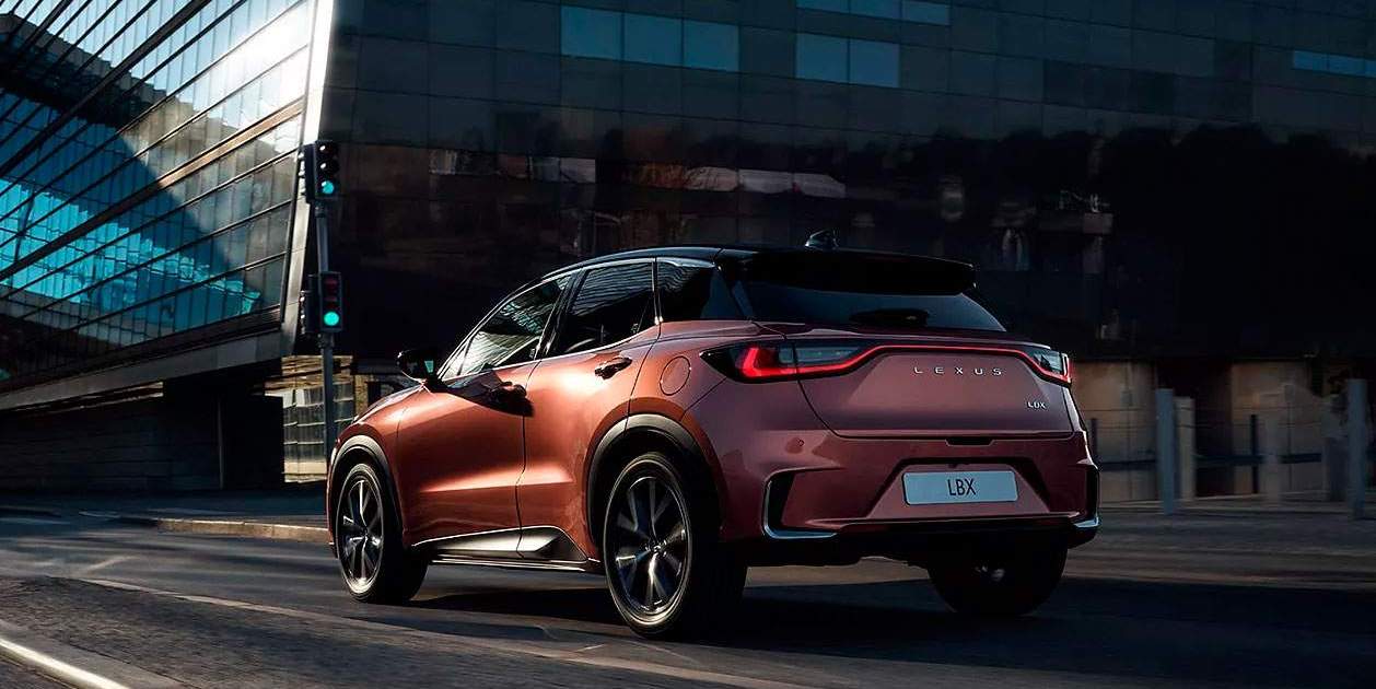 Lexus LBX1
