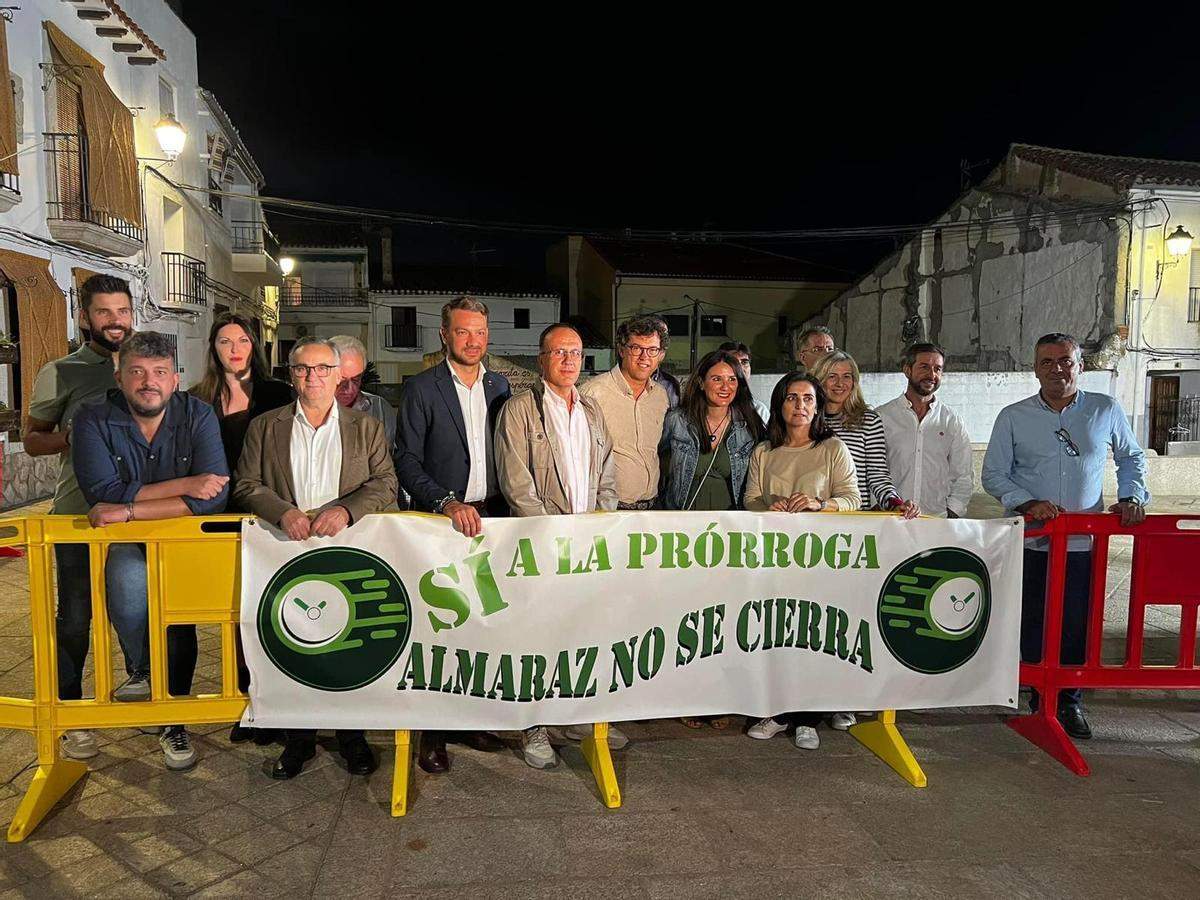 Los vecinos del entorno de Almaraz exigen una prórroga para la central nuclear