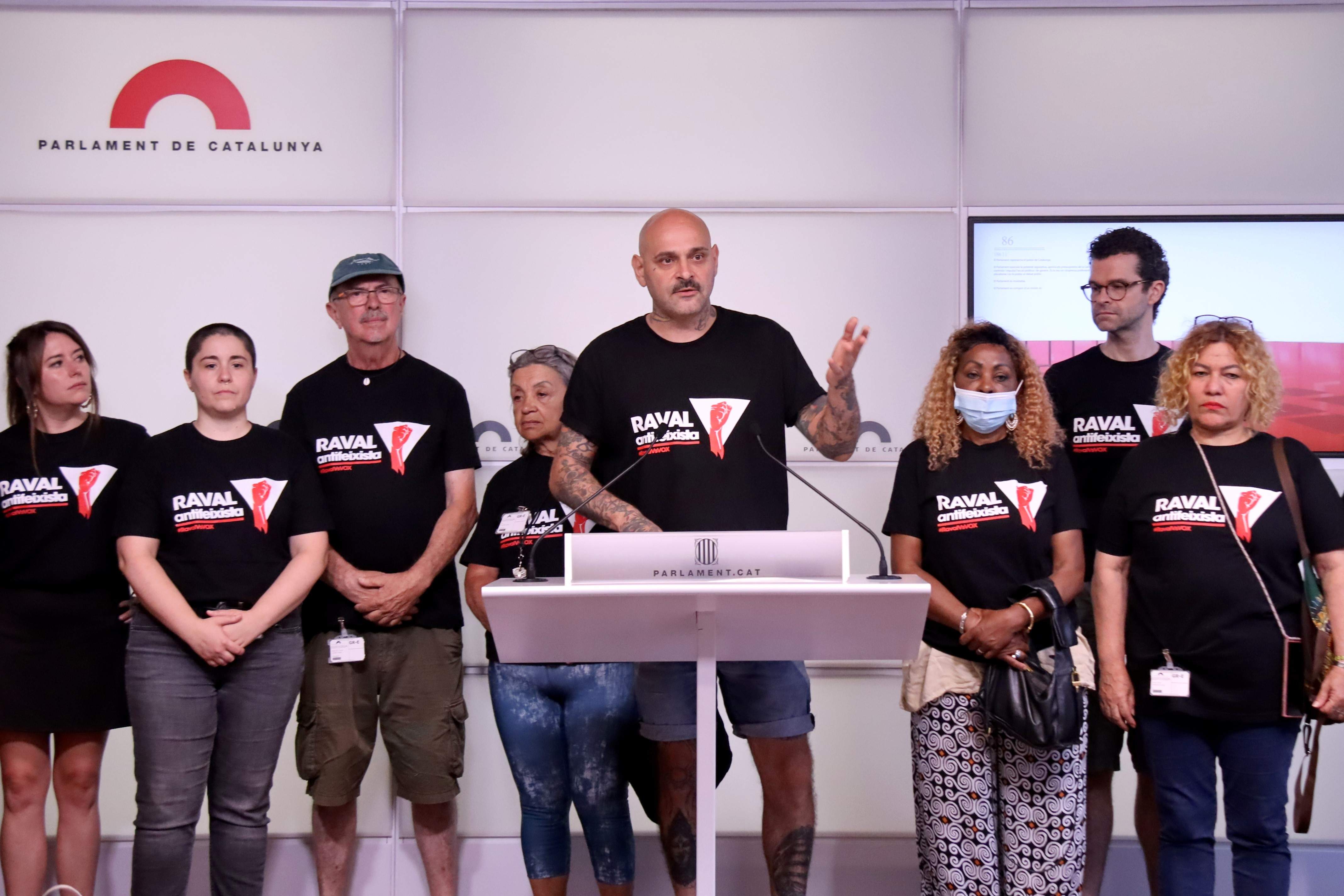 Vuit veïns del Raval, a judici: Vox els demana 6 anys de presó per coaccions i la Fiscalia, multa