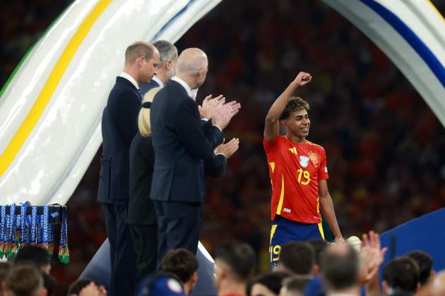 Lamine Yamal mejor jugador Eurocopa Lamine Yamal mejor jugador Eurocopa