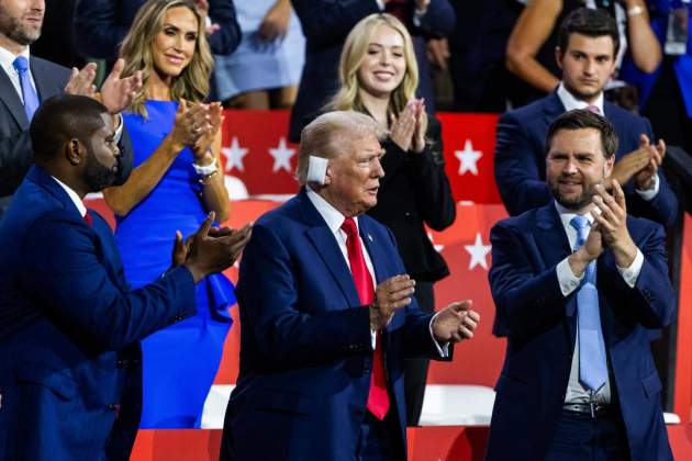Donald trump orella ferida convenció partit republicà (2) Donald trump orella ferida convenció partit republicà (2)