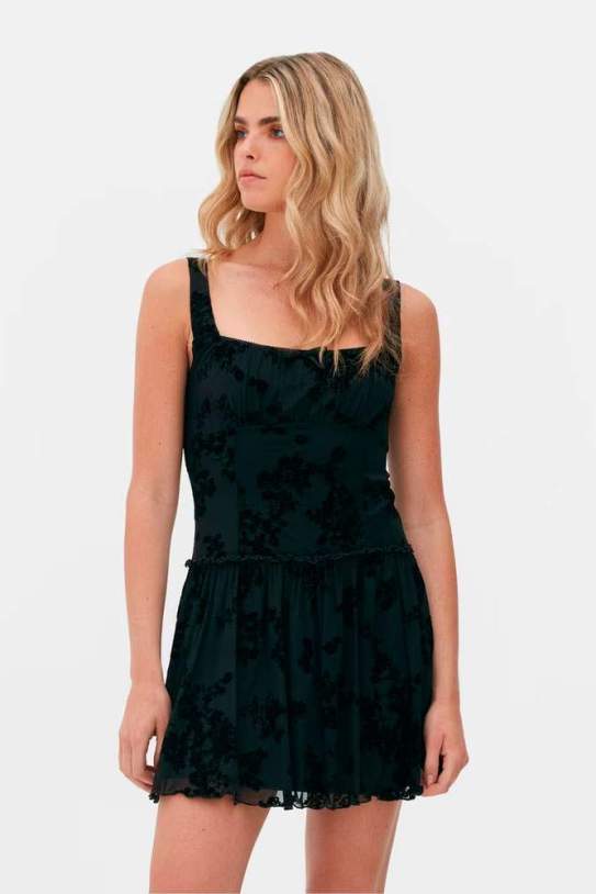 Vestit curt de malla amb disseny vaig devorar de Rita Ora1