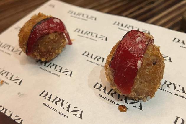 Croquetes de mitjana a la brasa / Foto: Rosa Molinero Trias Croquetes de mitjana a la brasa / Foto: Rosa Molinero Trias