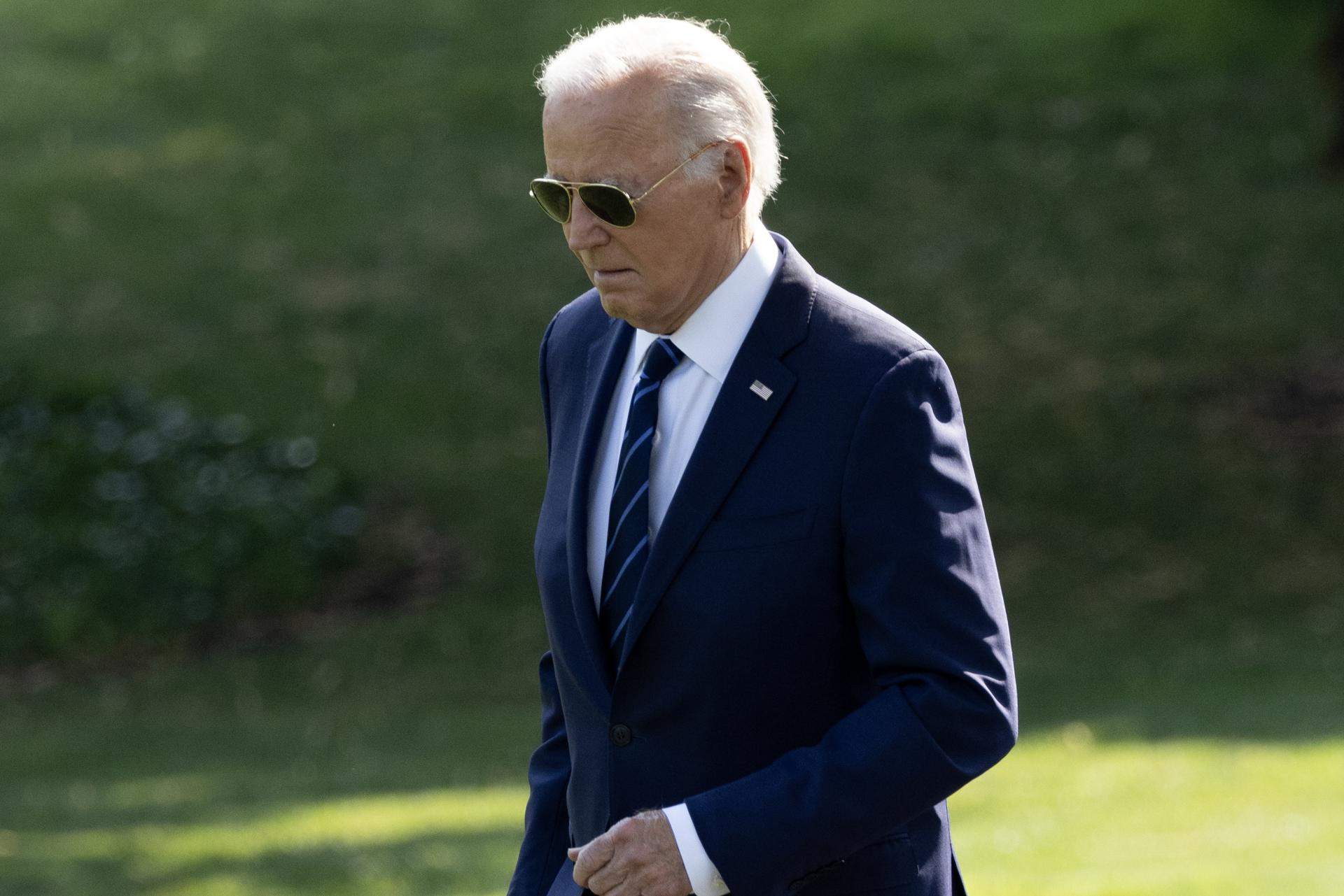 Nou entrebanc a la campanya de Biden: dona positiu en covid-19 i es reclou a casa