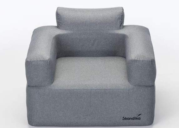 Decathlon jubila la silla de playa por el sillón hinchable