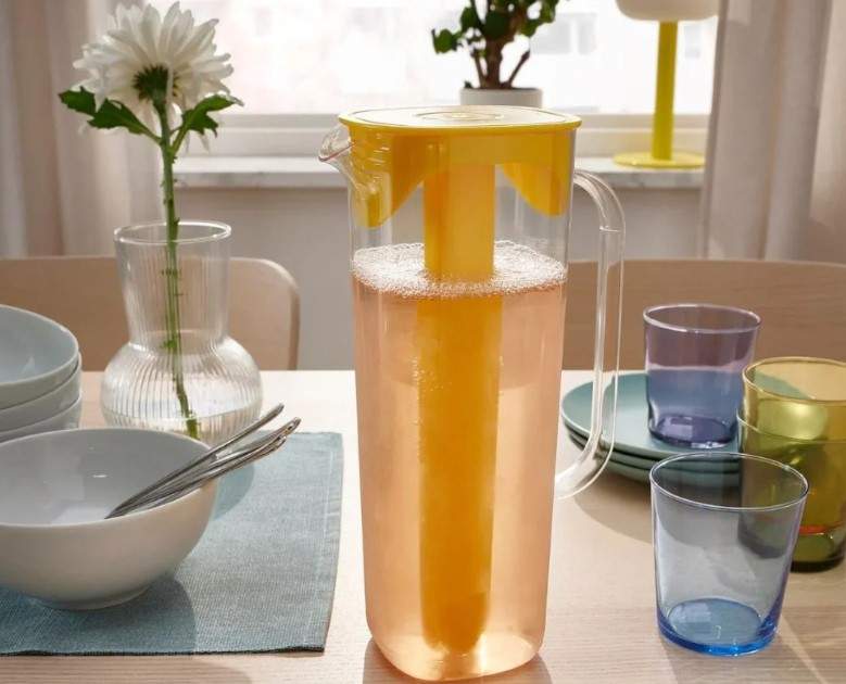 Ikea reinventa la jarra de agua de toda la vida