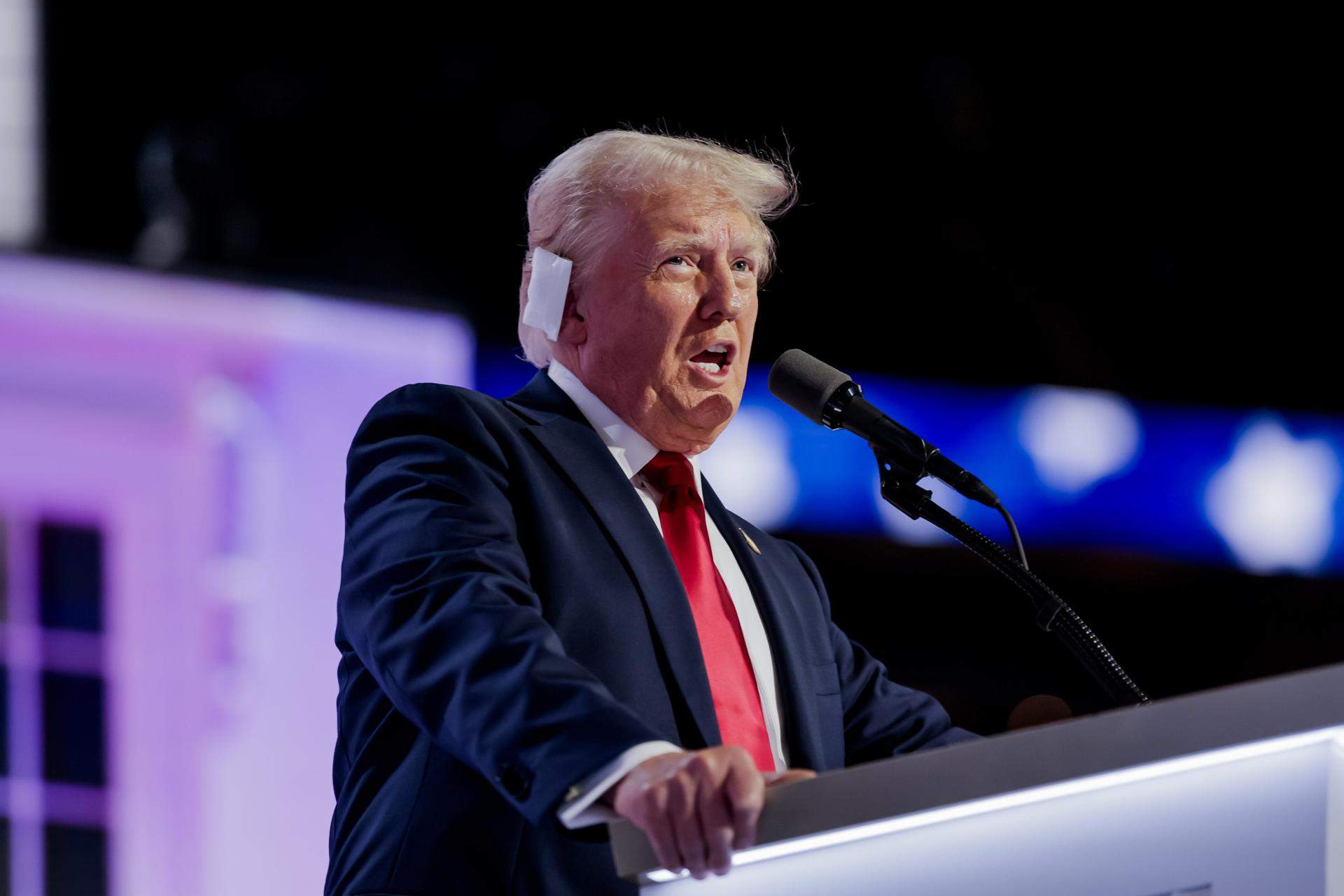 Trump se presenta como el presidente “de todos” en su reaparición