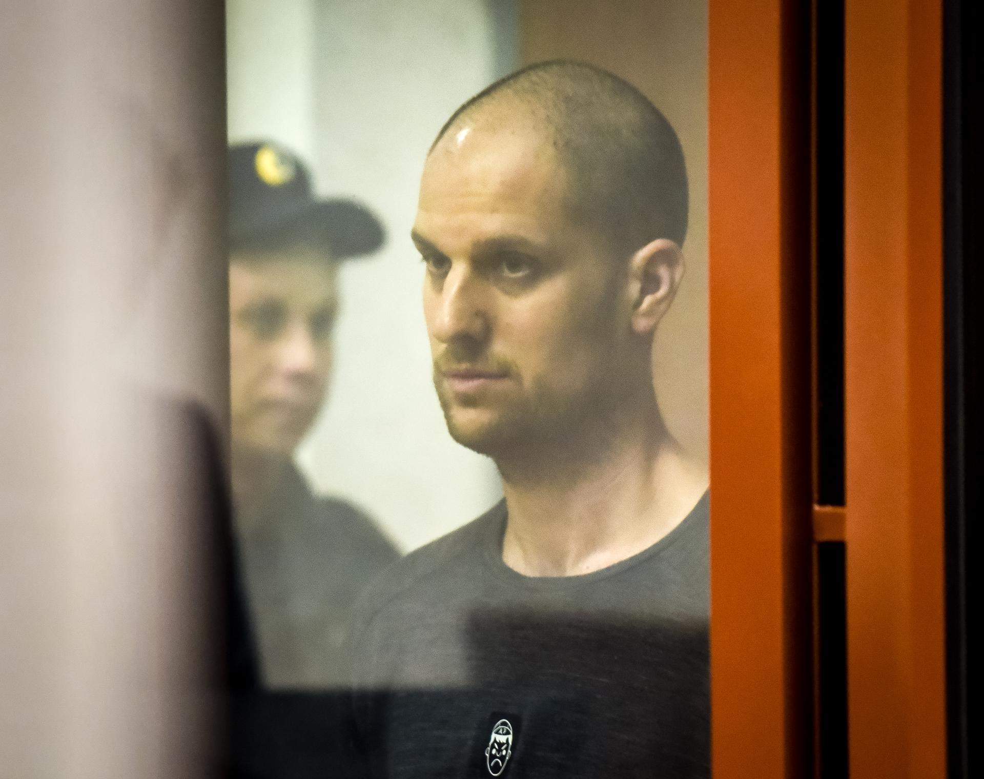 Rusia condena a Evan Gershkovich, periodista de EE.UU., a 16 años de prisión por espionaje
