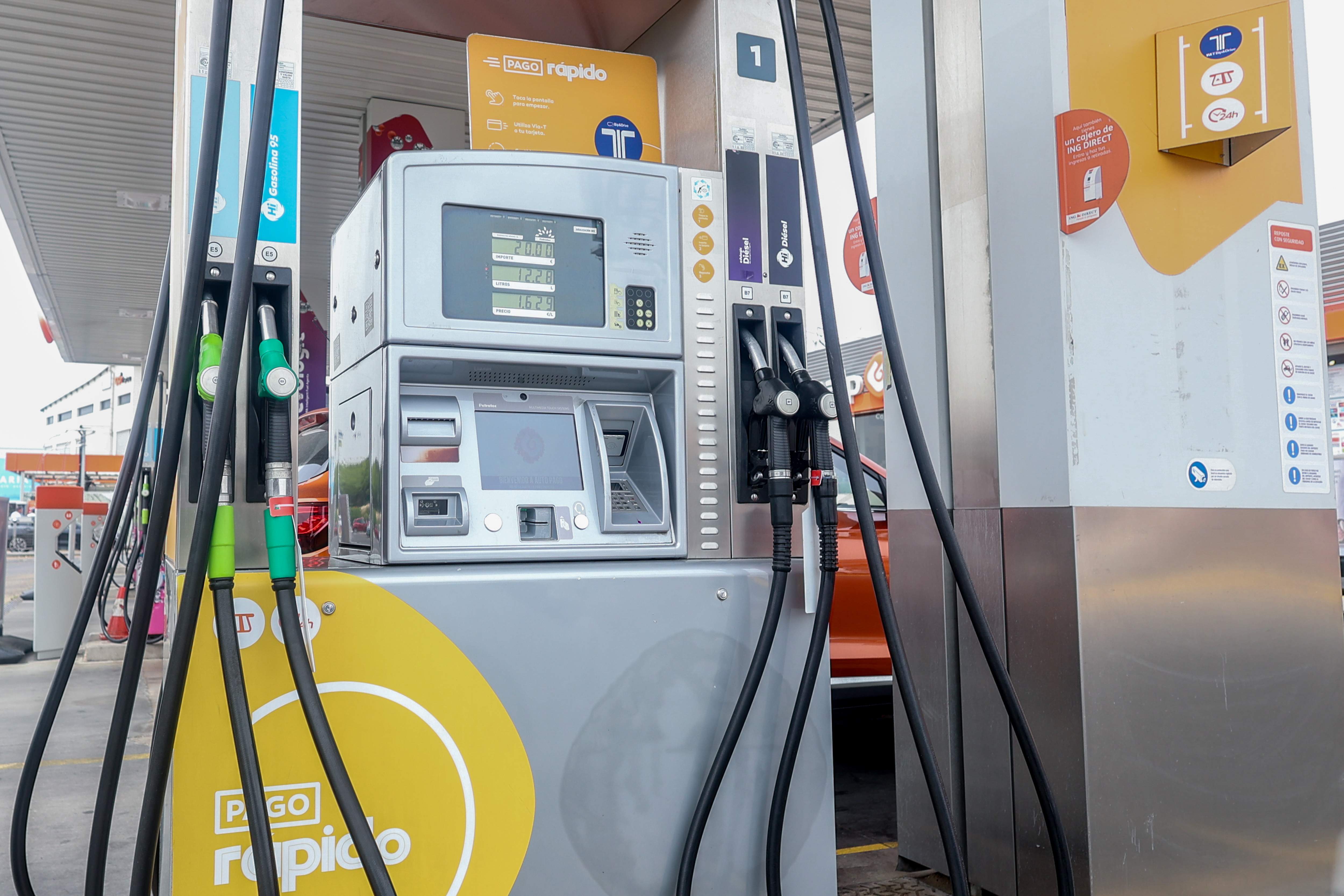 ¿Merecen la pena los combustibles premium?