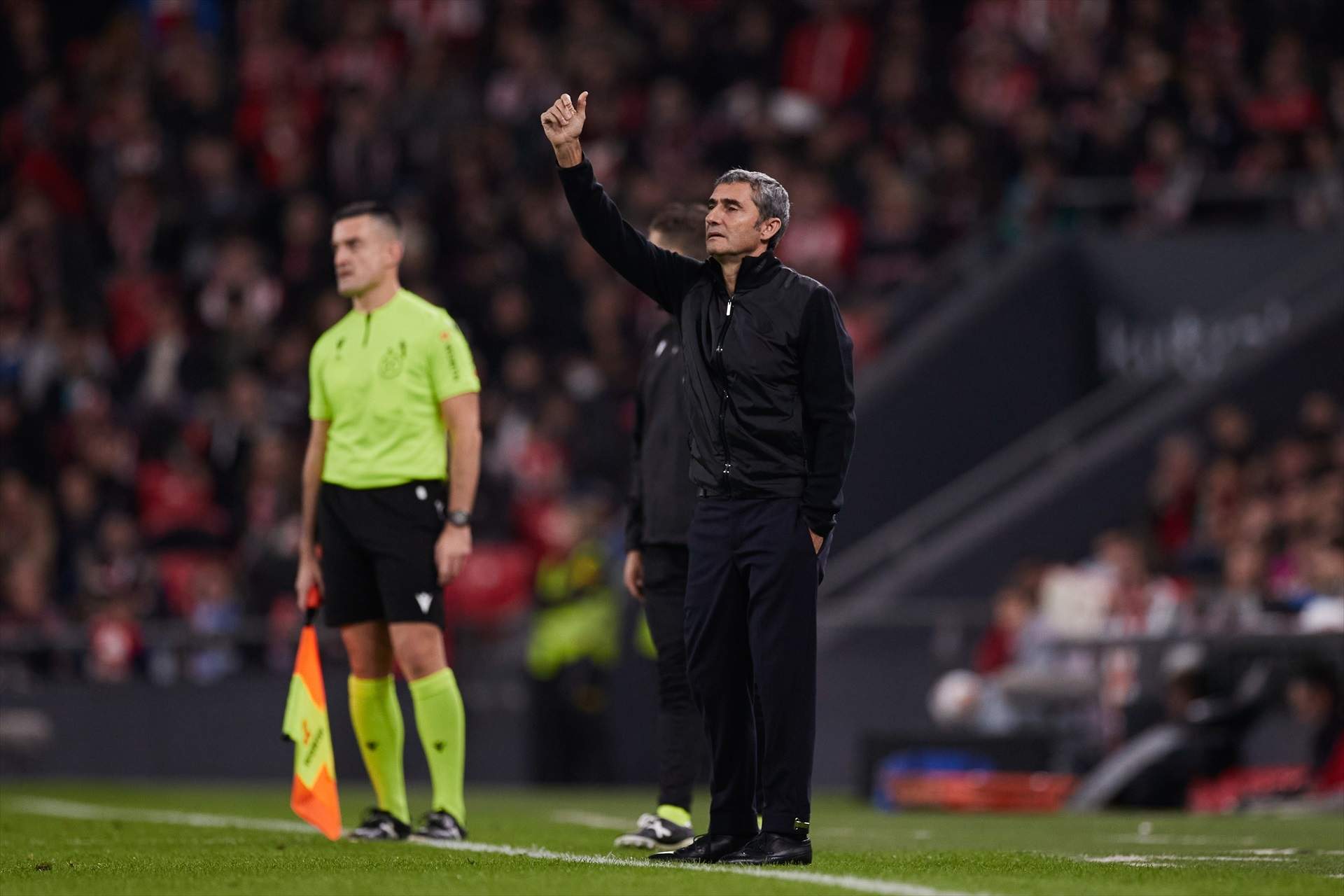 Ernesto Valverde tria estrella per a la defensa del Athletic