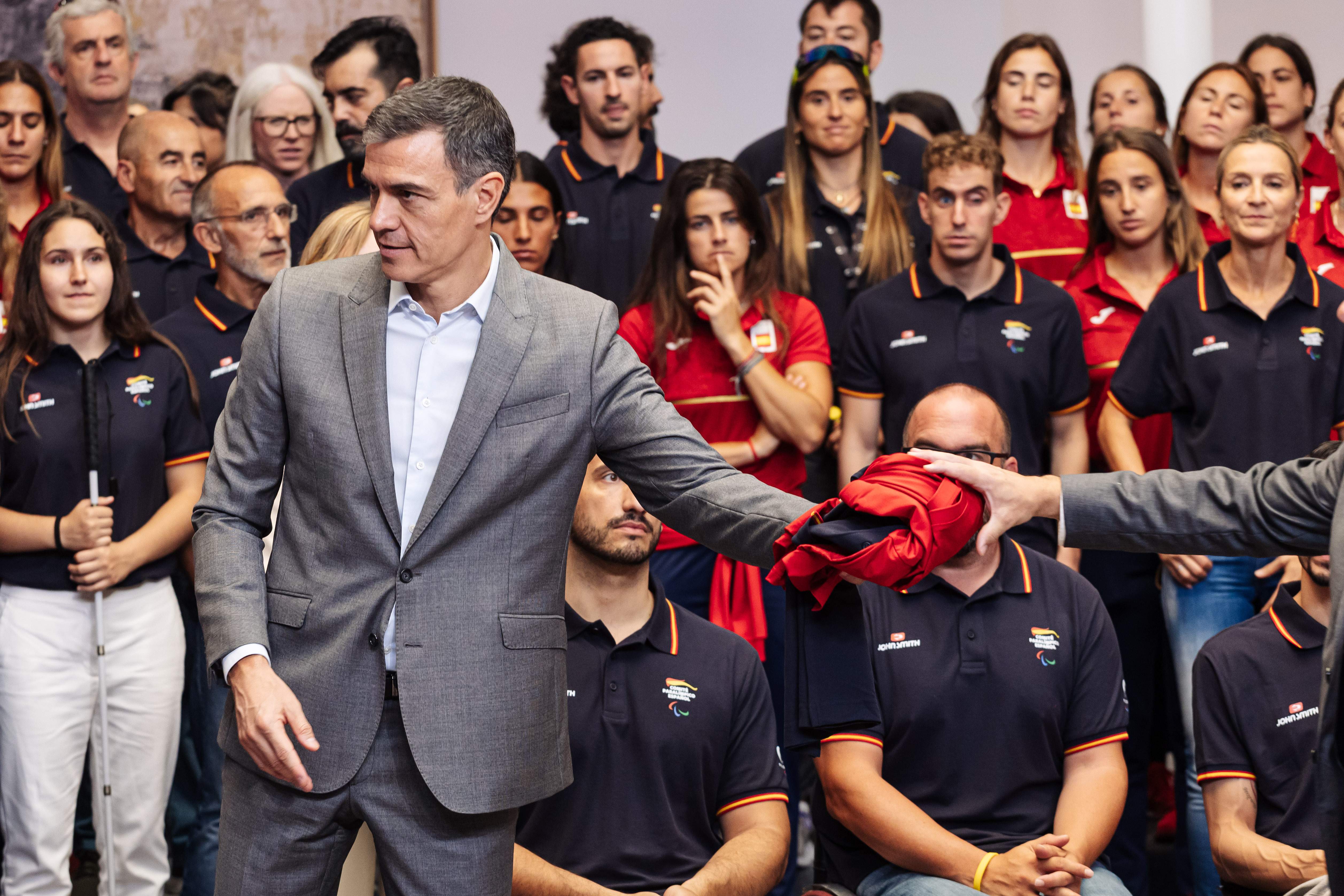 ¿Crees que el gobierno de Pedro Sánchez se tambalea?