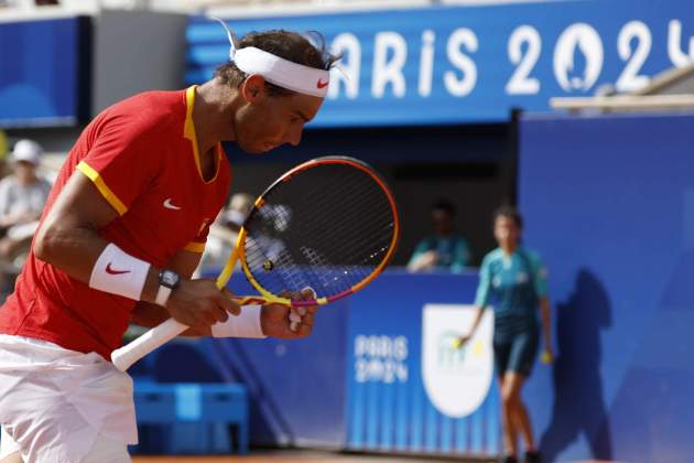 Rafa Nadal celebrant un punt en els Jocs Olimpicos de Paris / Foto: EFE Rafa Nadal celebrant un punt en els Jocs Olimpicos de Paris / Foto: EFE